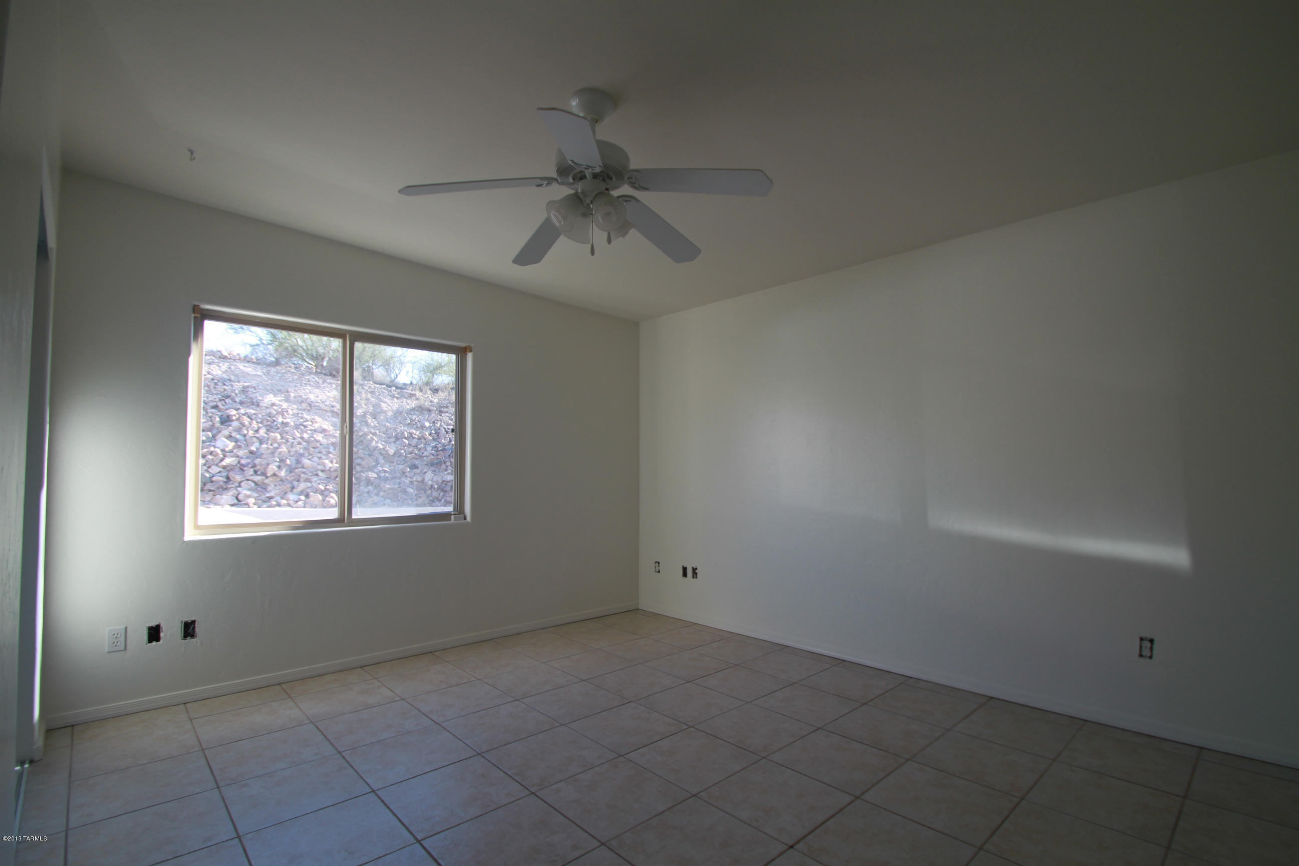 4551 N Camino De Oeste