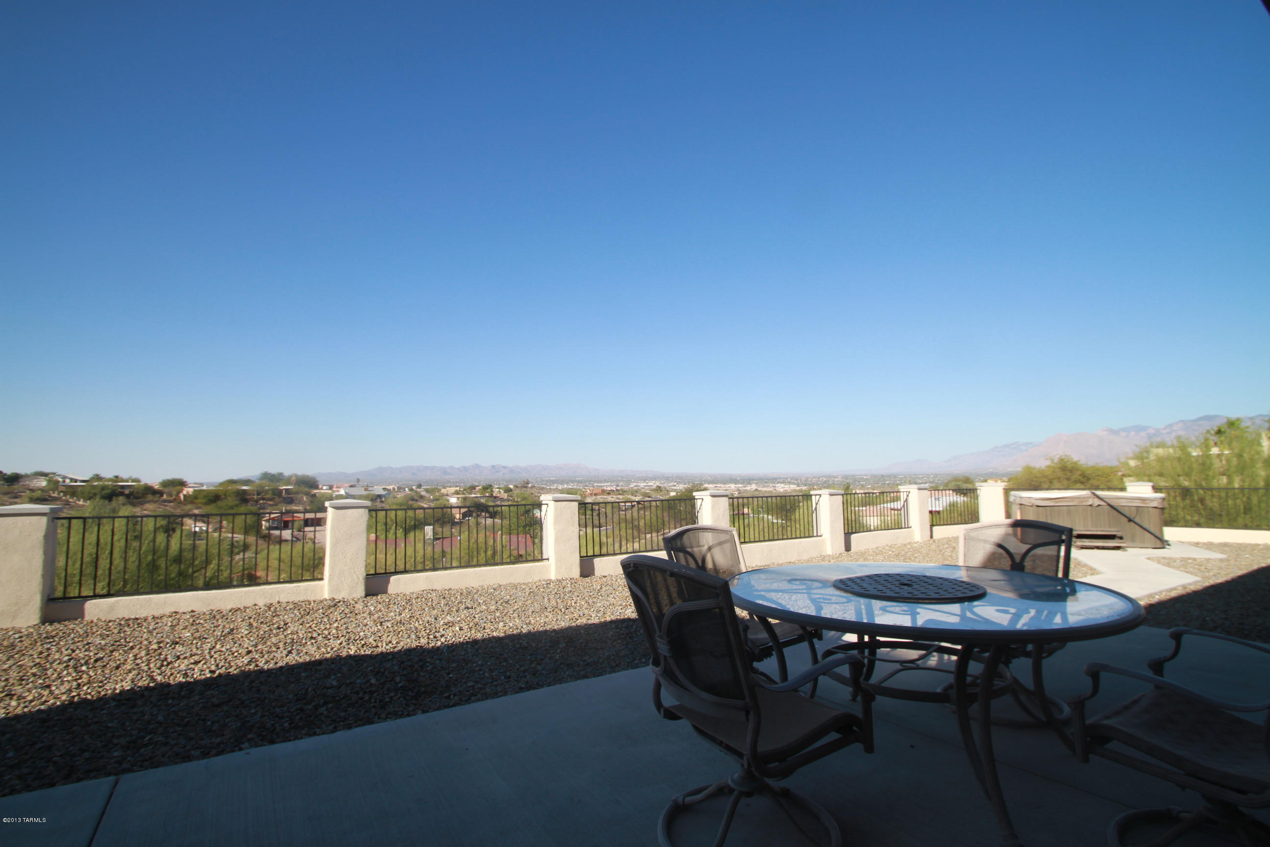 4551 N Camino De Oeste