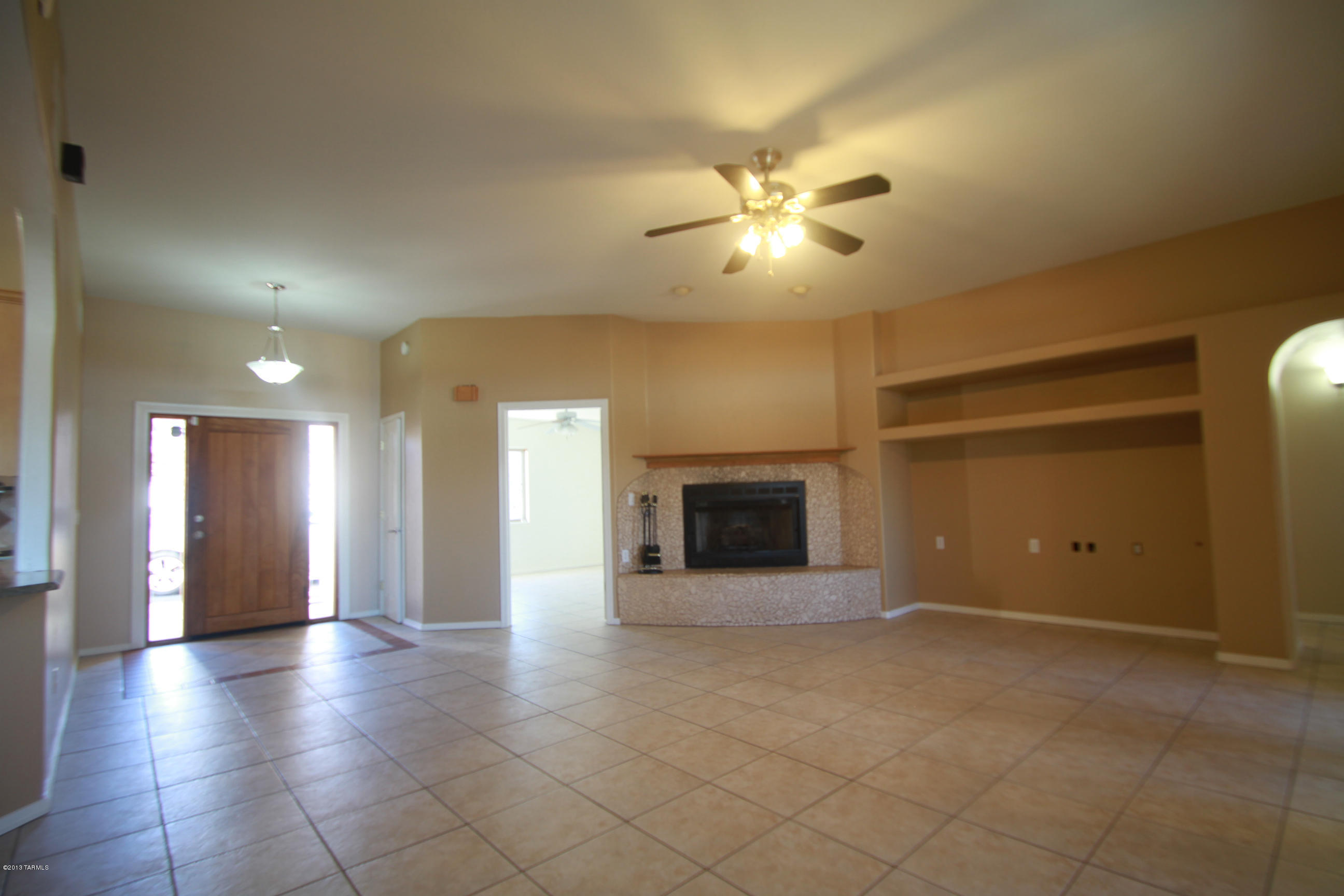 4551 N Camino De Oeste