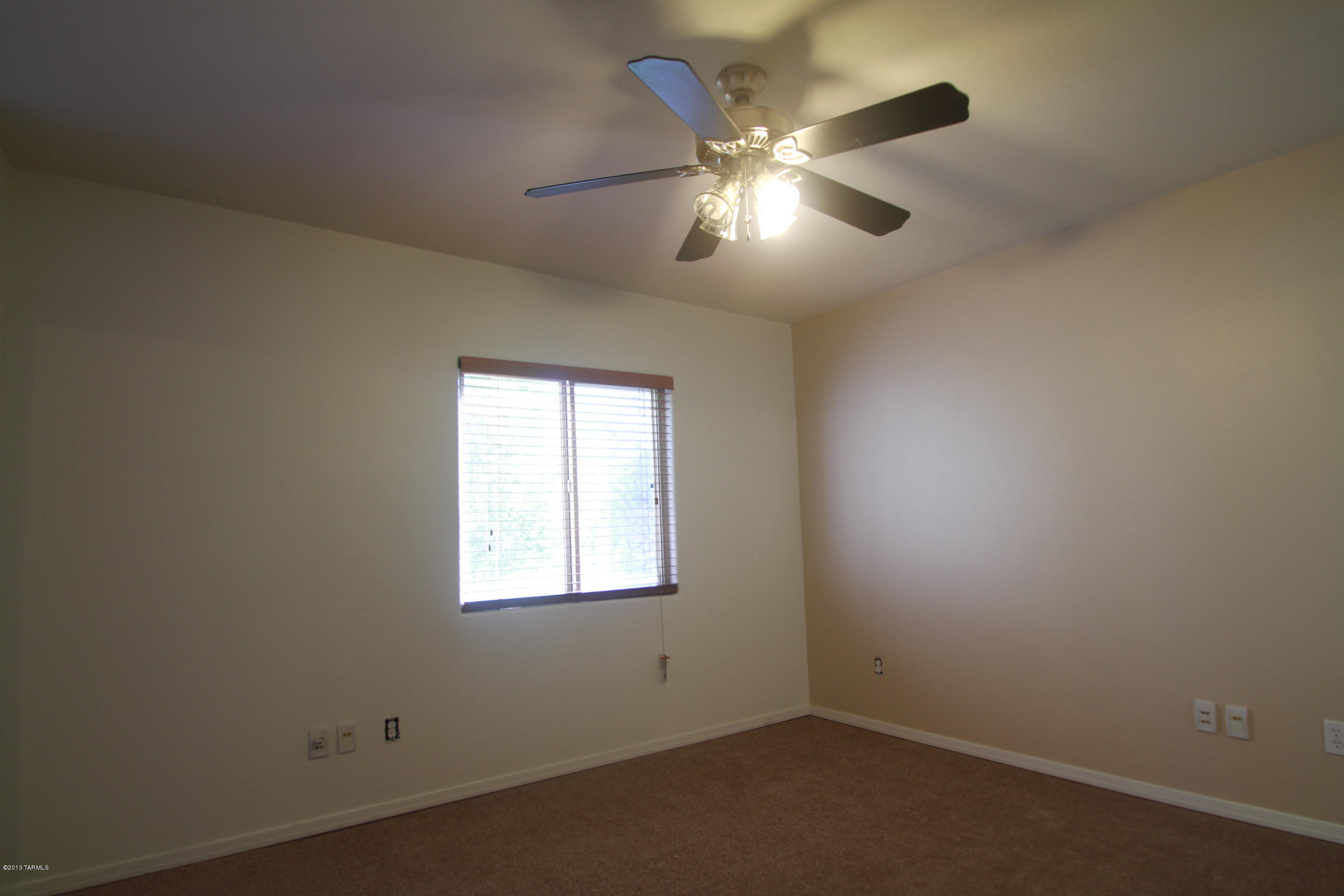 4551 N Camino De Oeste
