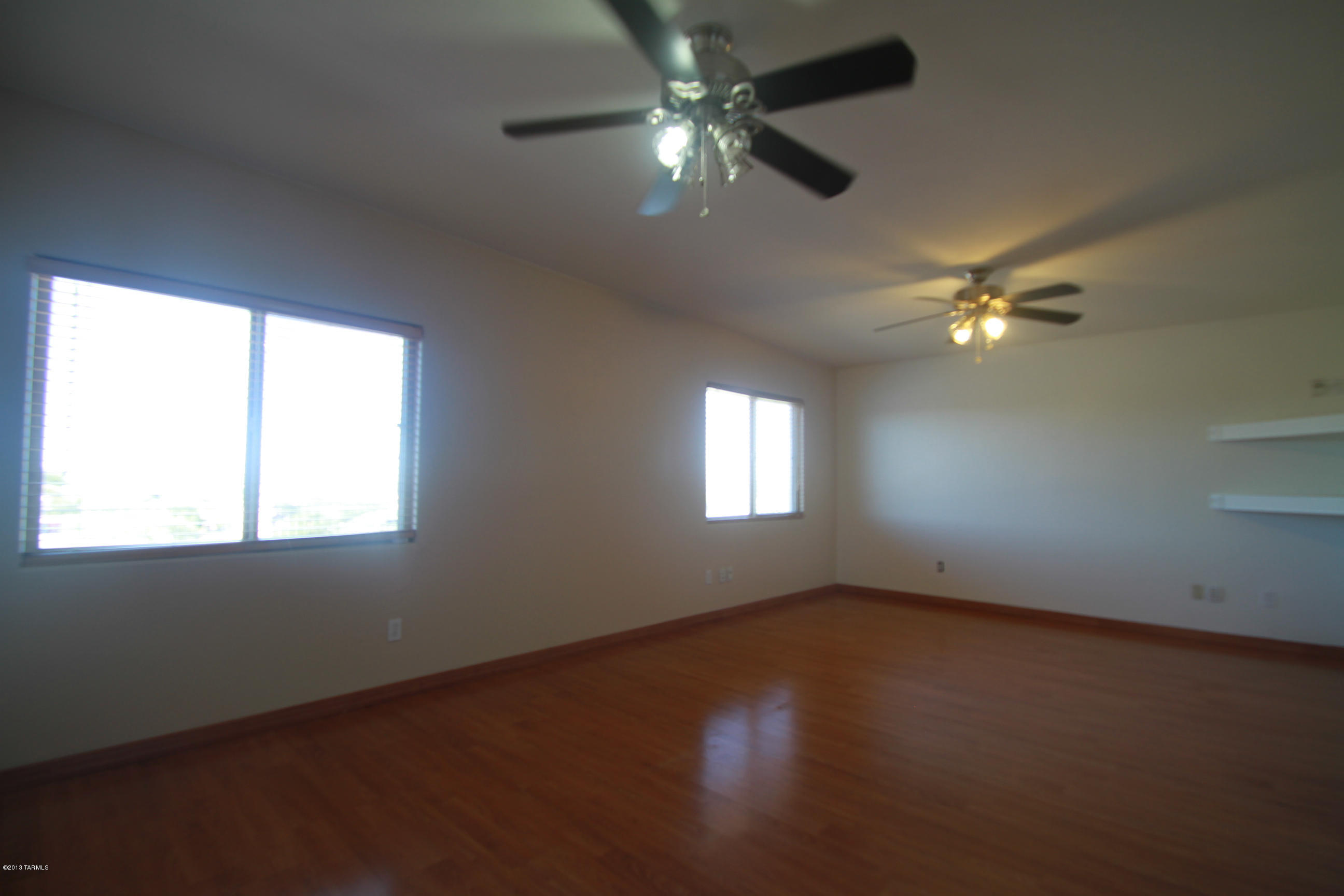 4551 N Camino De Oeste