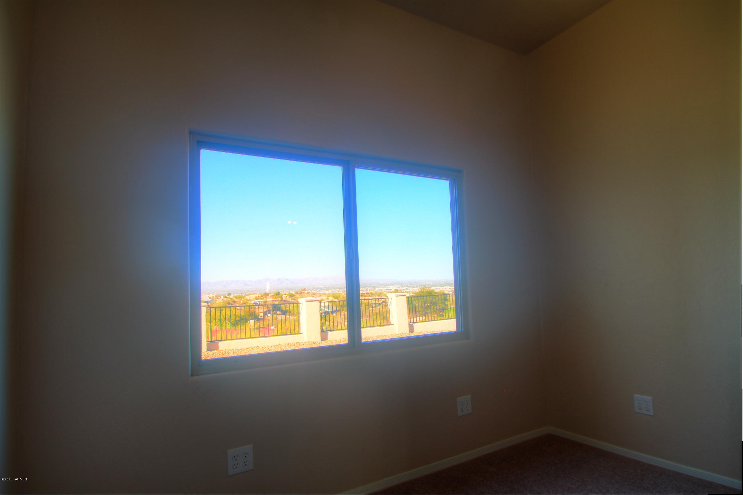 4551 N Camino De Oeste