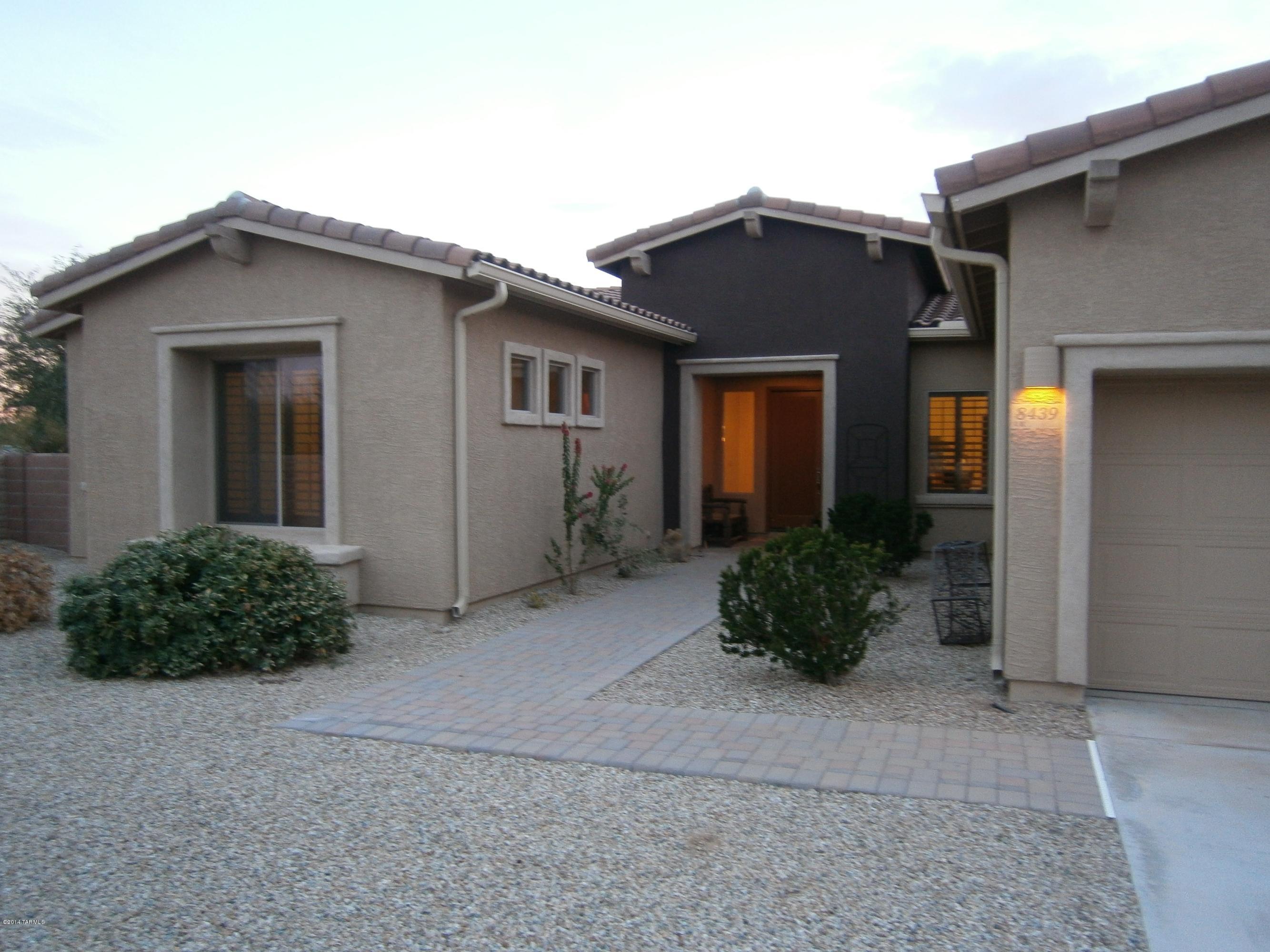 8439 N Ironwood Reserve Way
