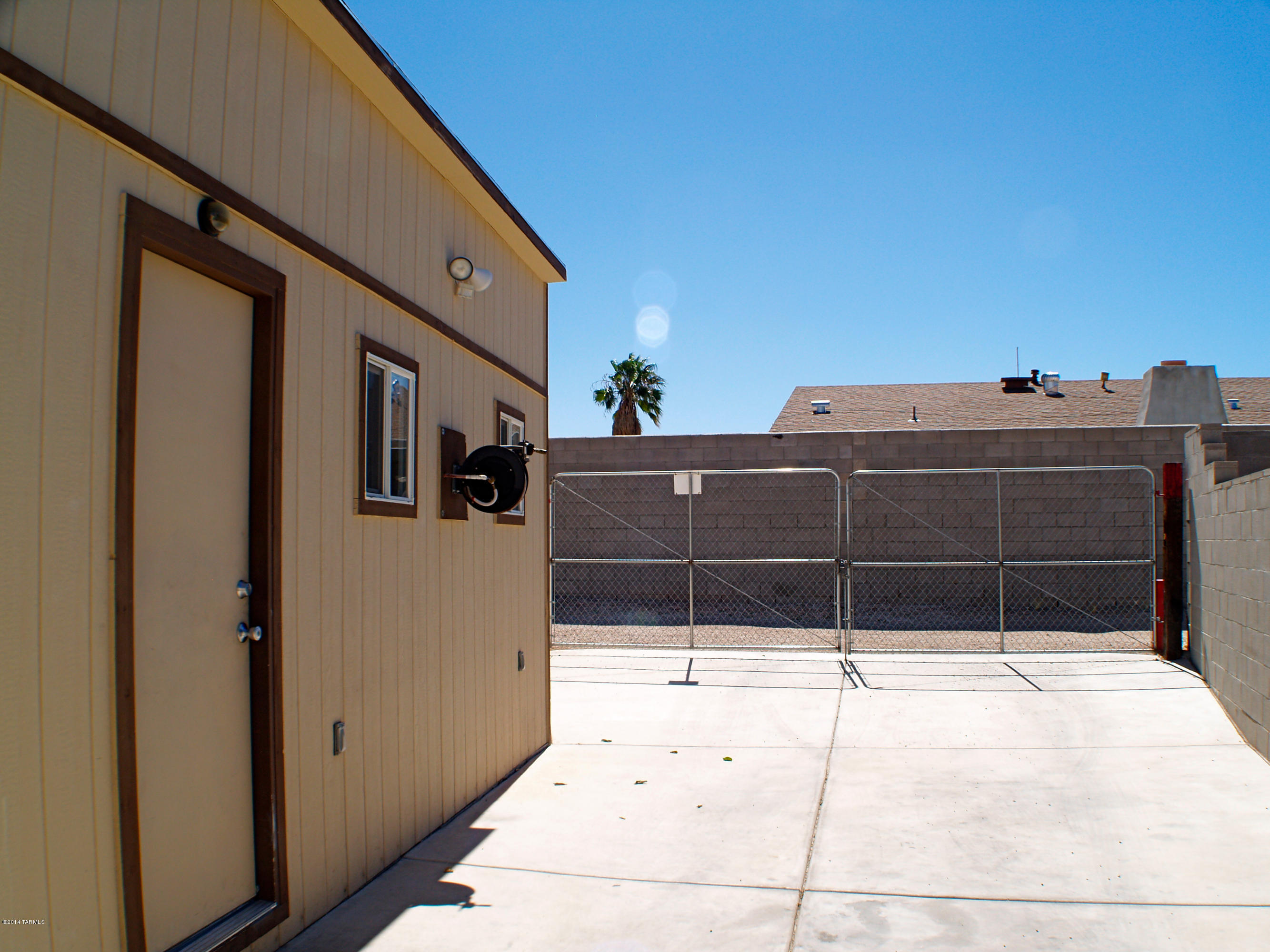 2429 W Armadillo Street