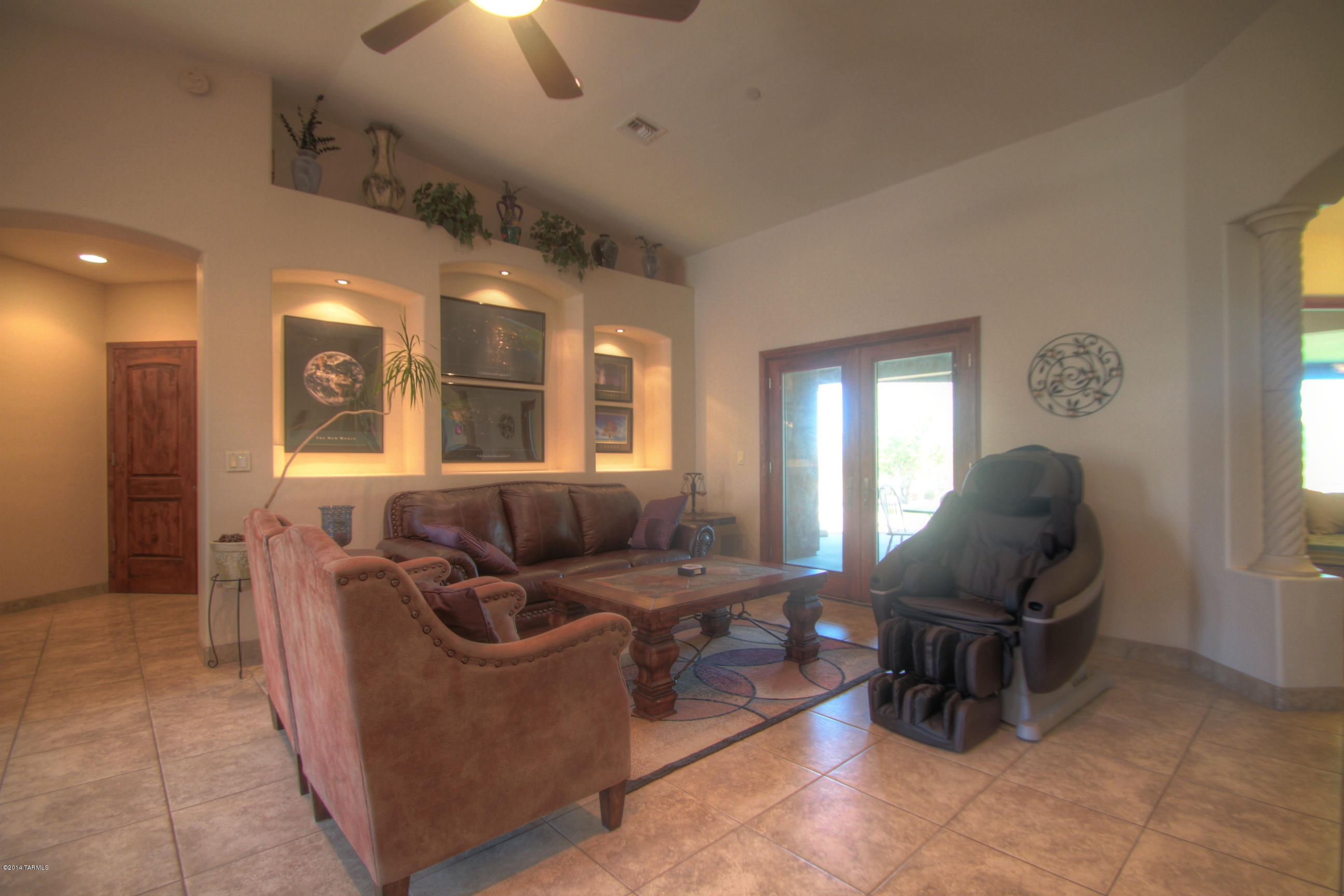 7450 W Ina Road