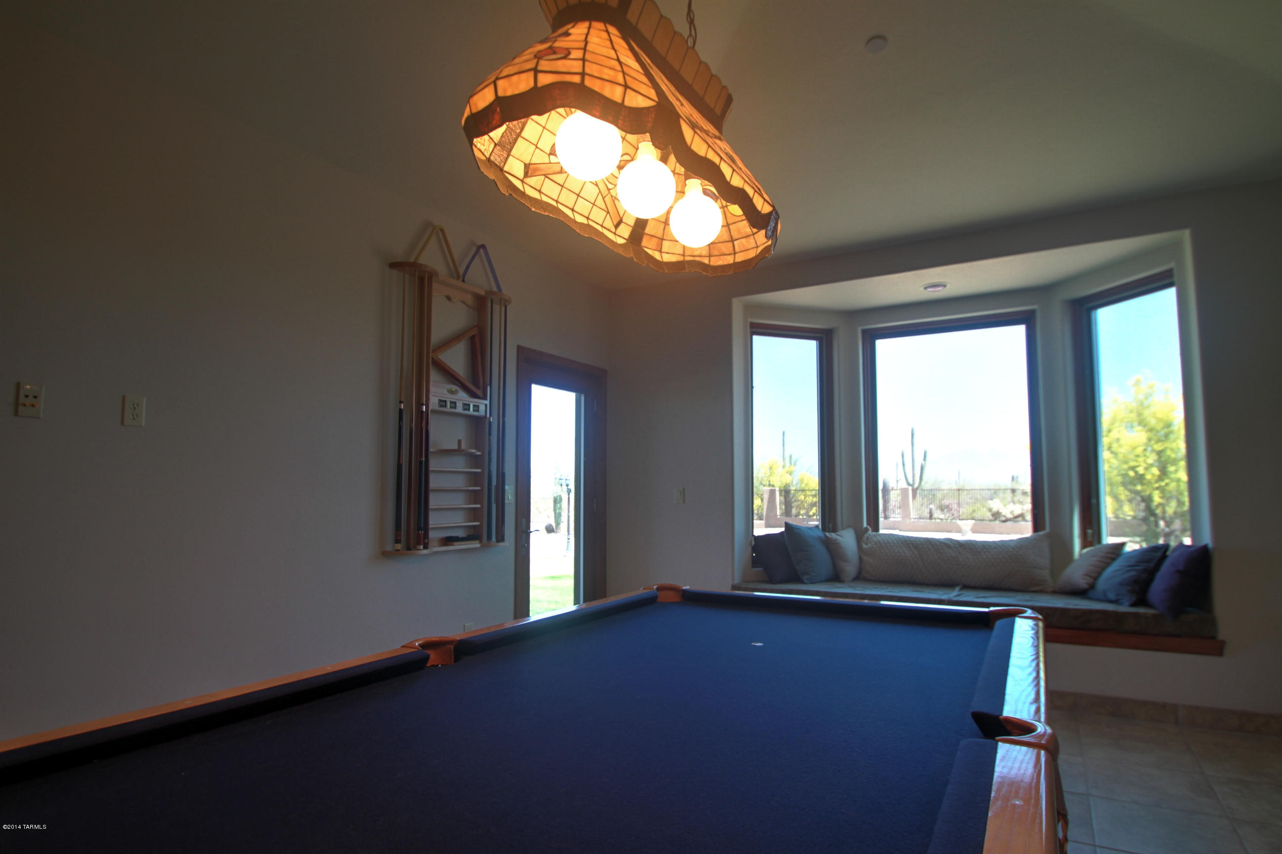 7450 W Ina Road