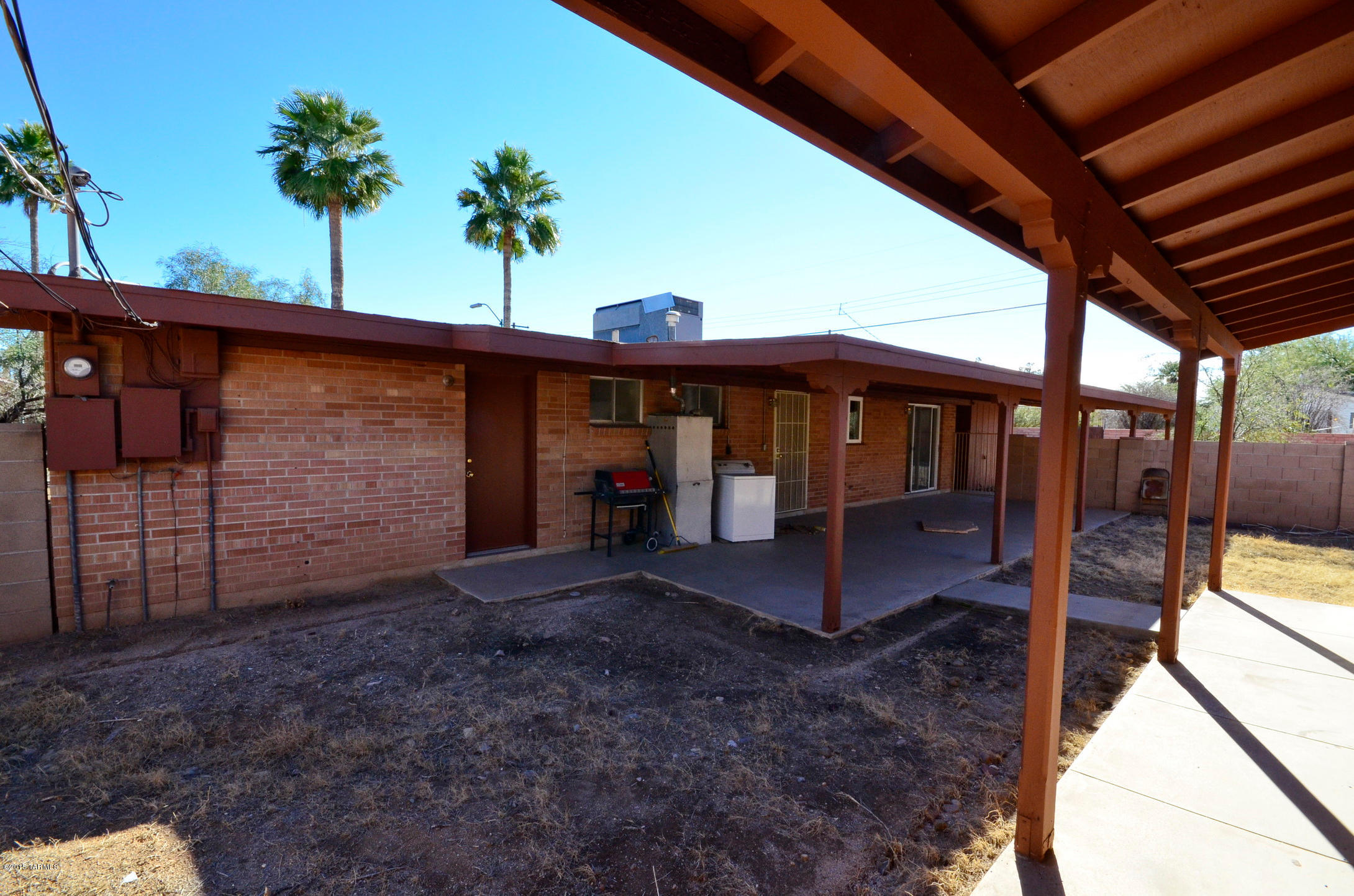 1925 N Mountain Avenue