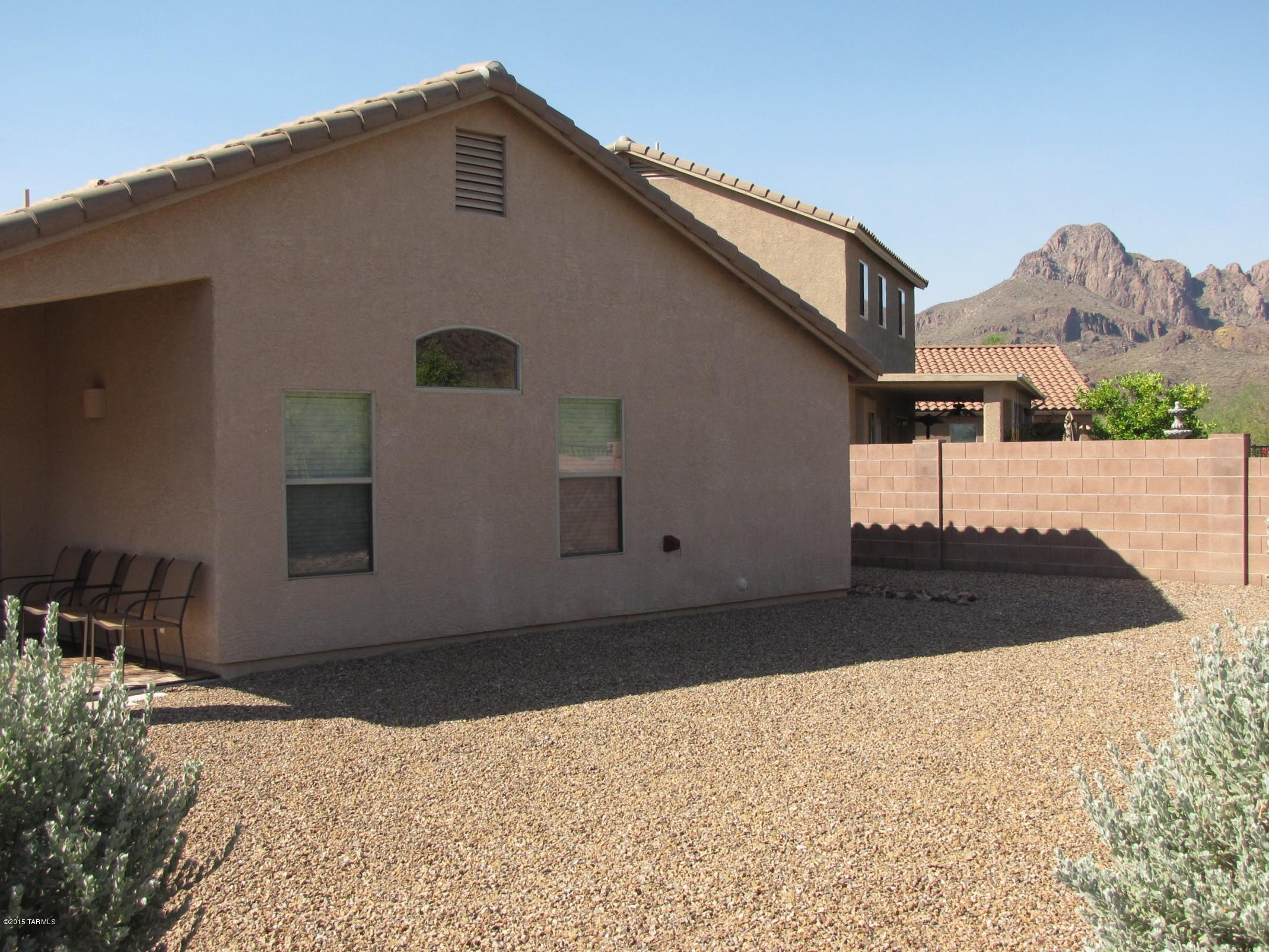 8941 N Misty Brook Drive