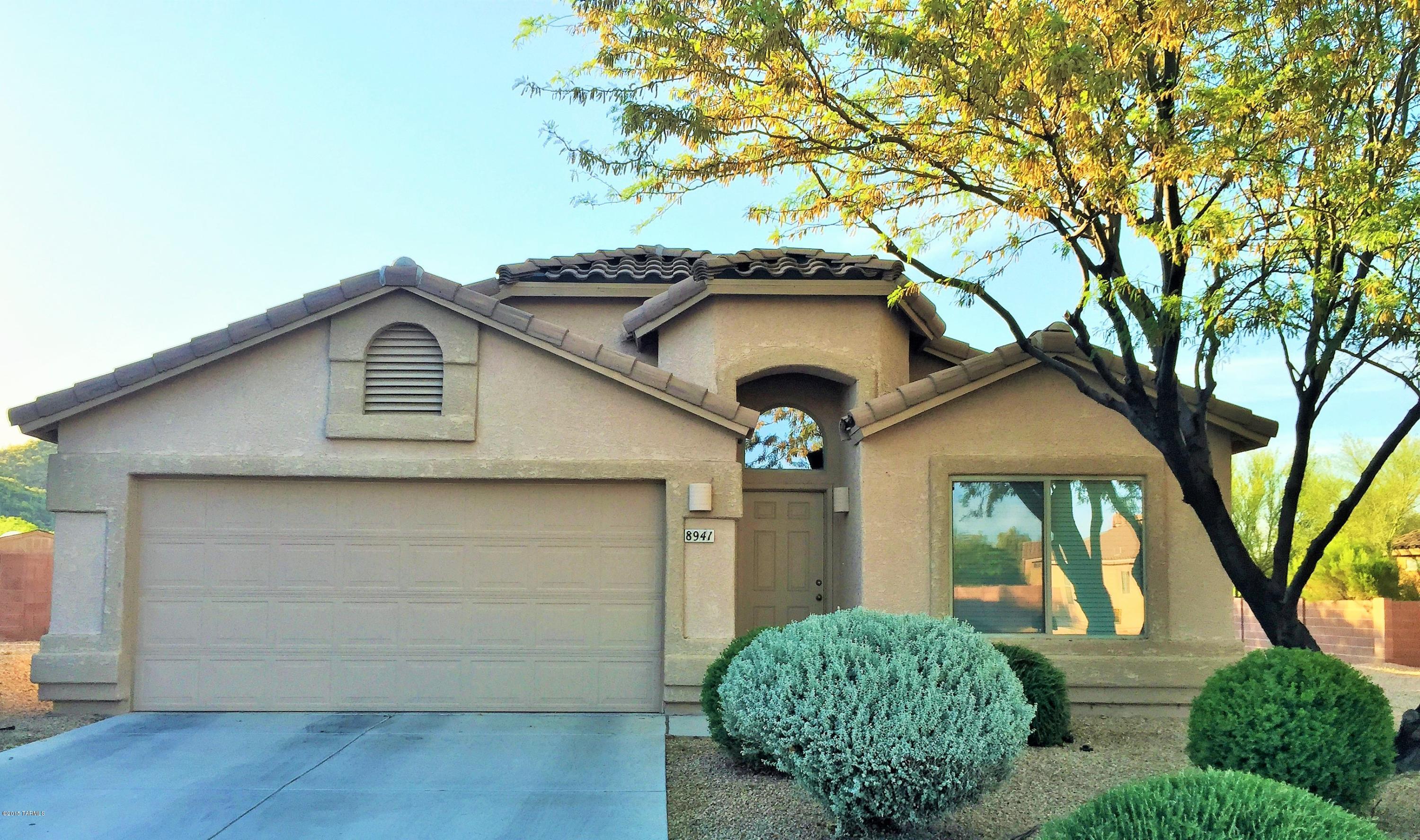 8941 N Misty Brook Drive