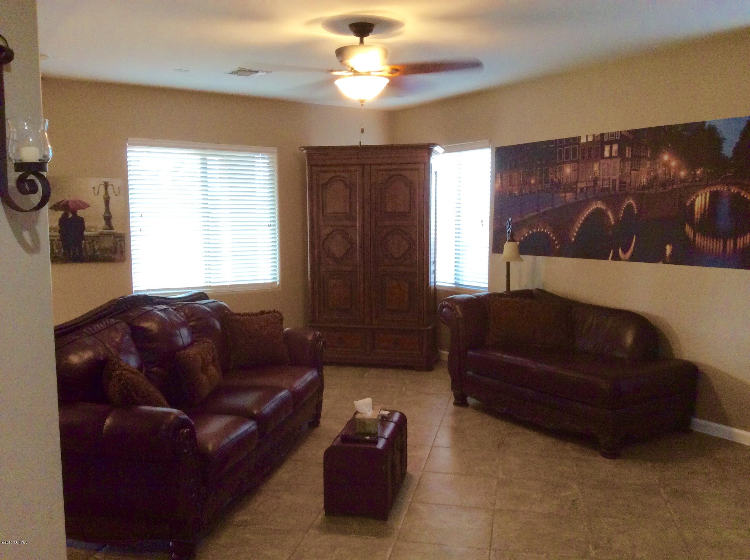 408 W Calle Cajeta