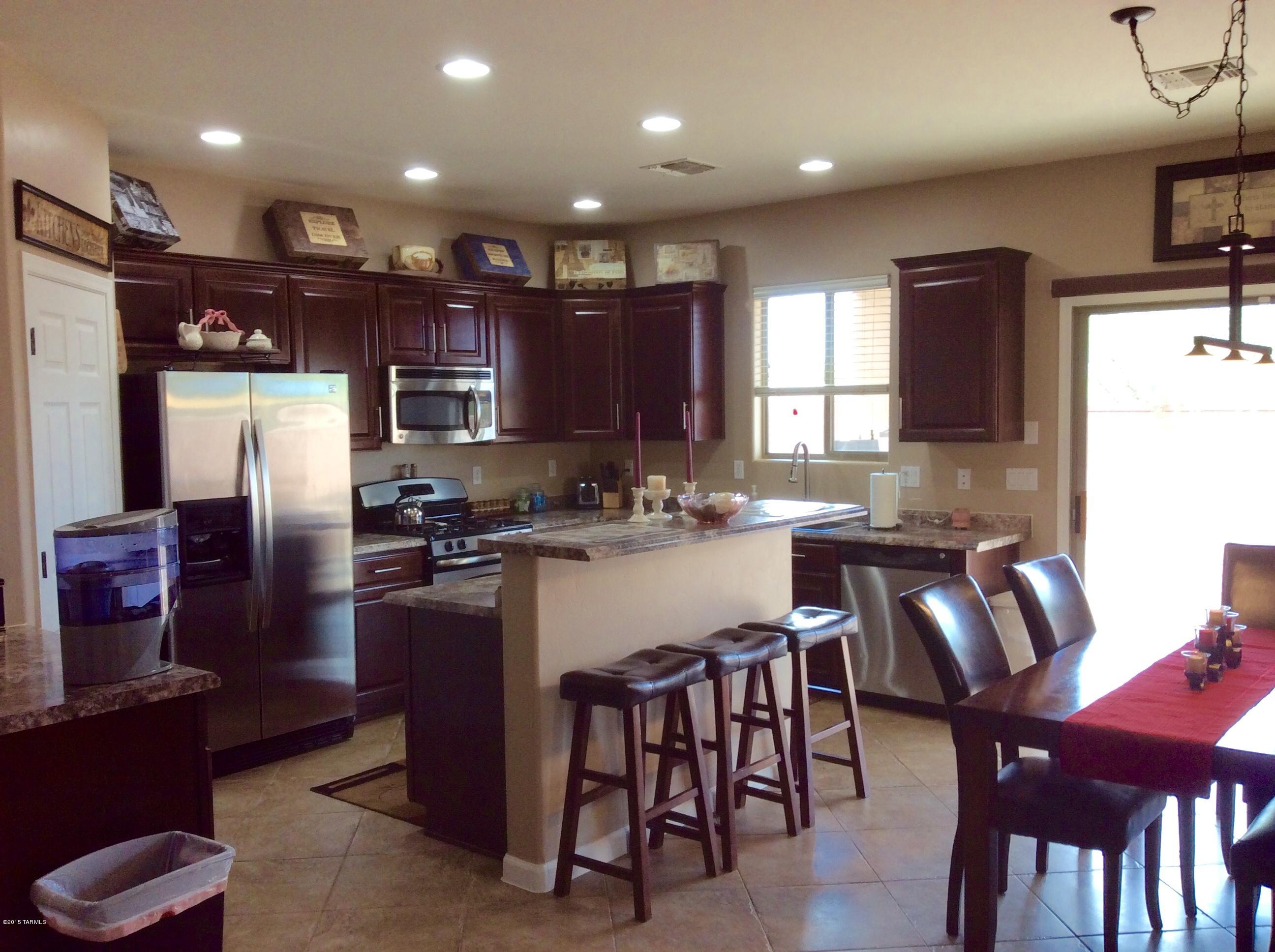 408 W Calle Cajeta