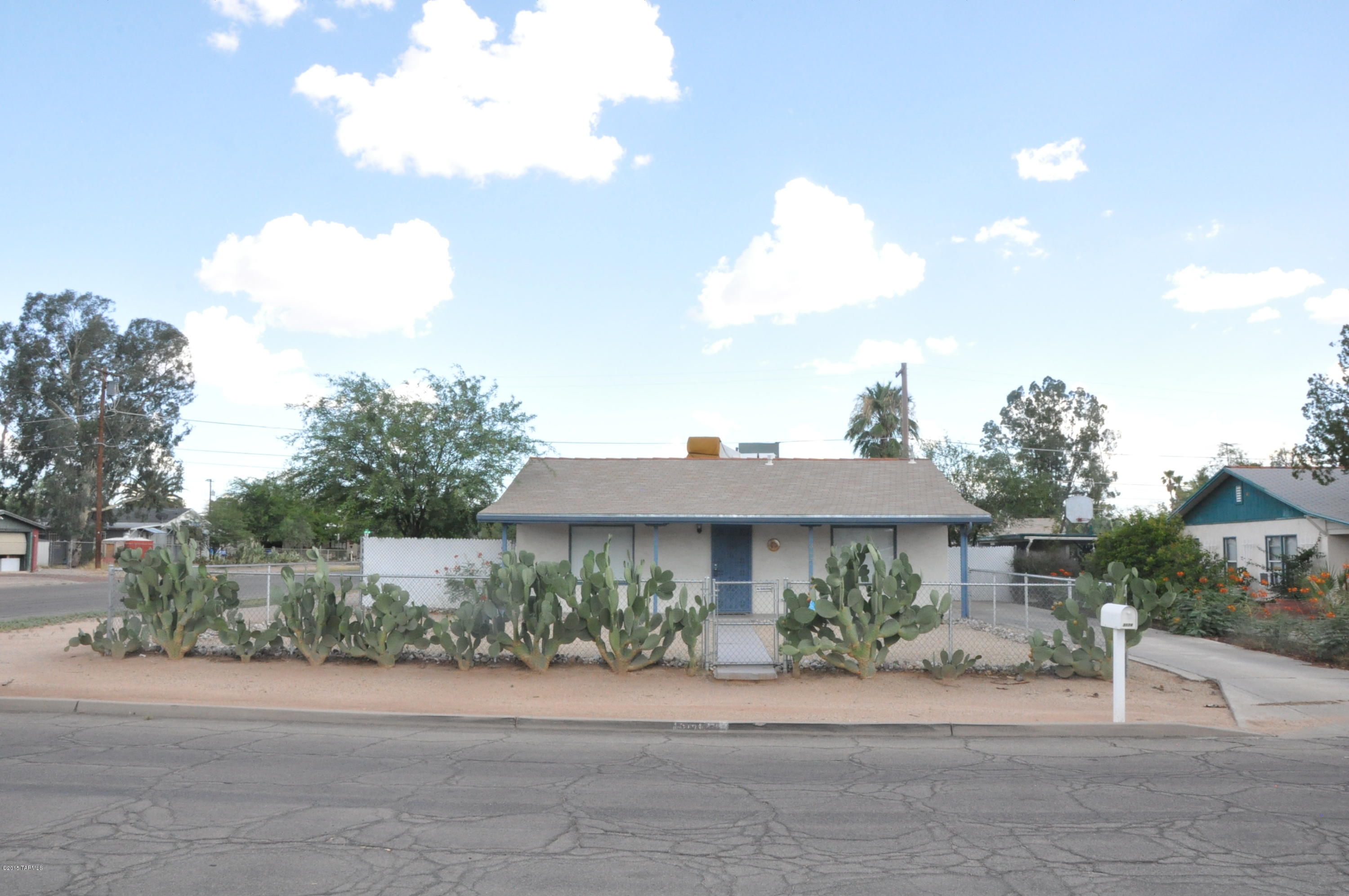 3174 E 23rd Street