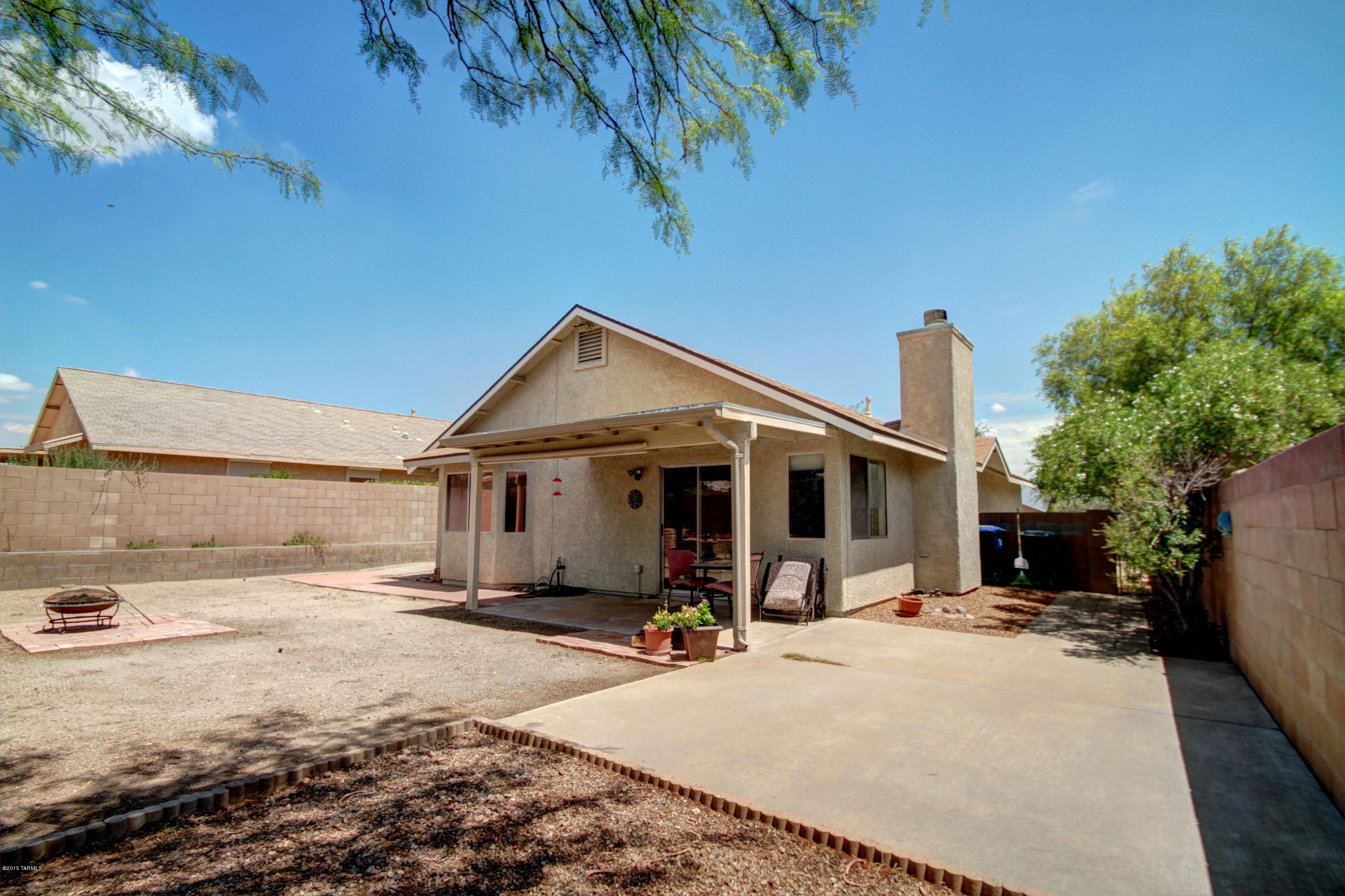 2571 W Ashley Place