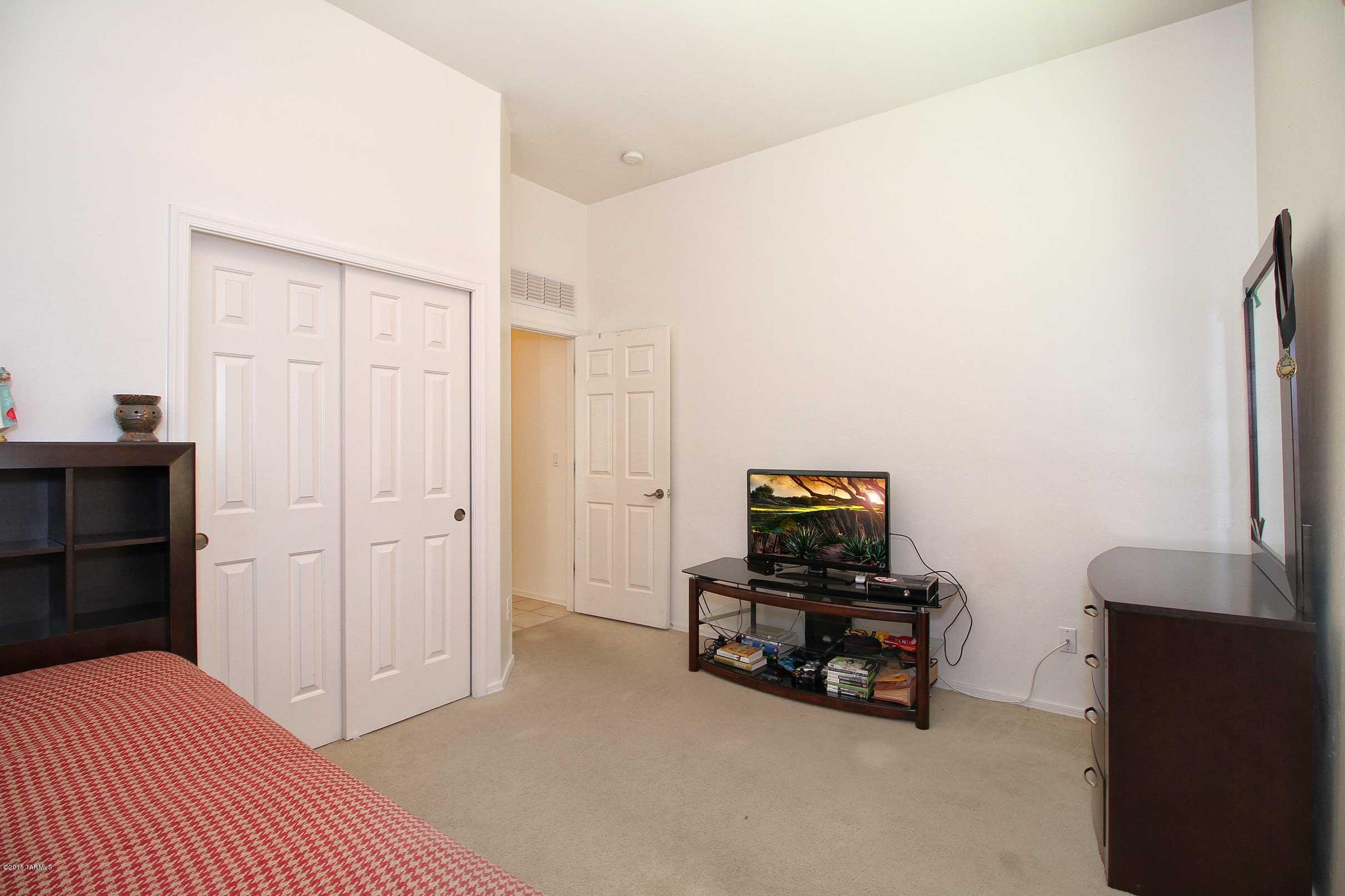 3706 S Desert Motif Road