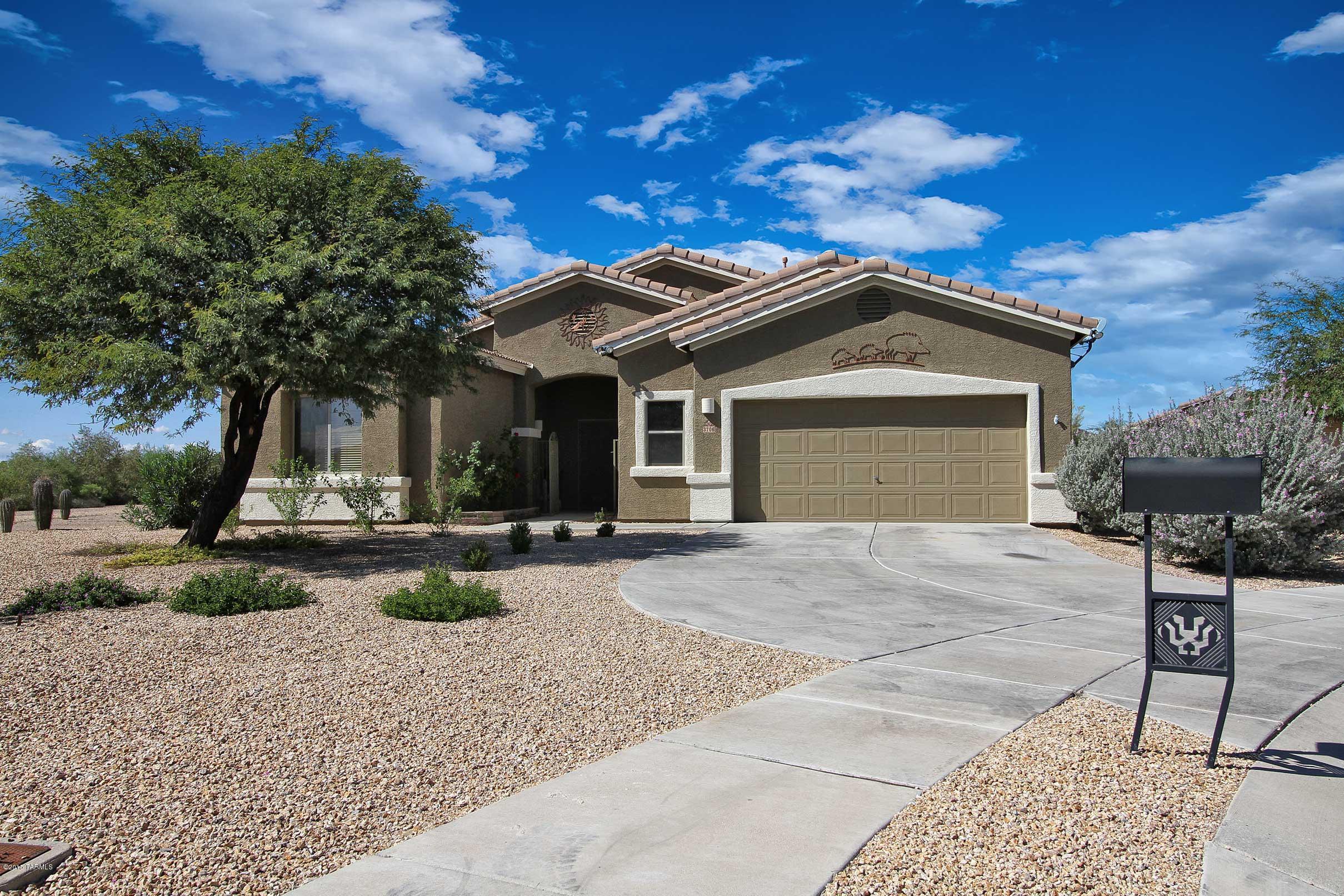 3706 S Desert Motif Road