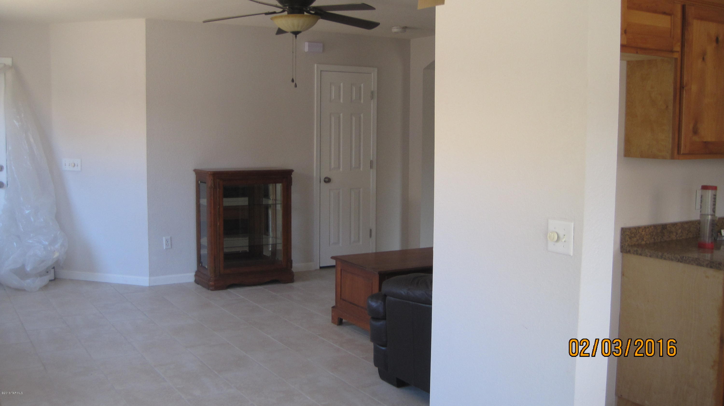 1613 W ALMACA Court