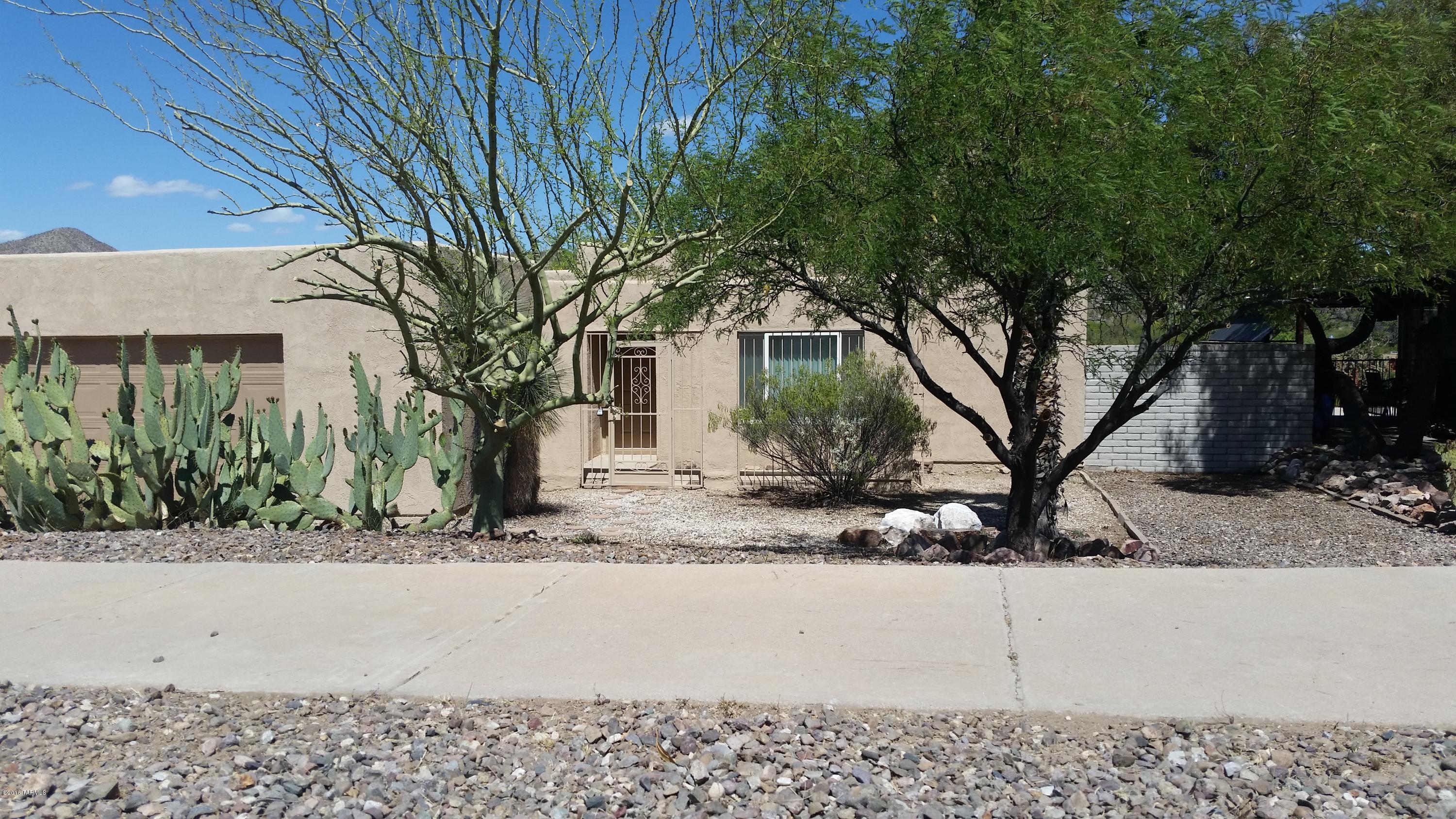 2890 W Desert Crest Drive