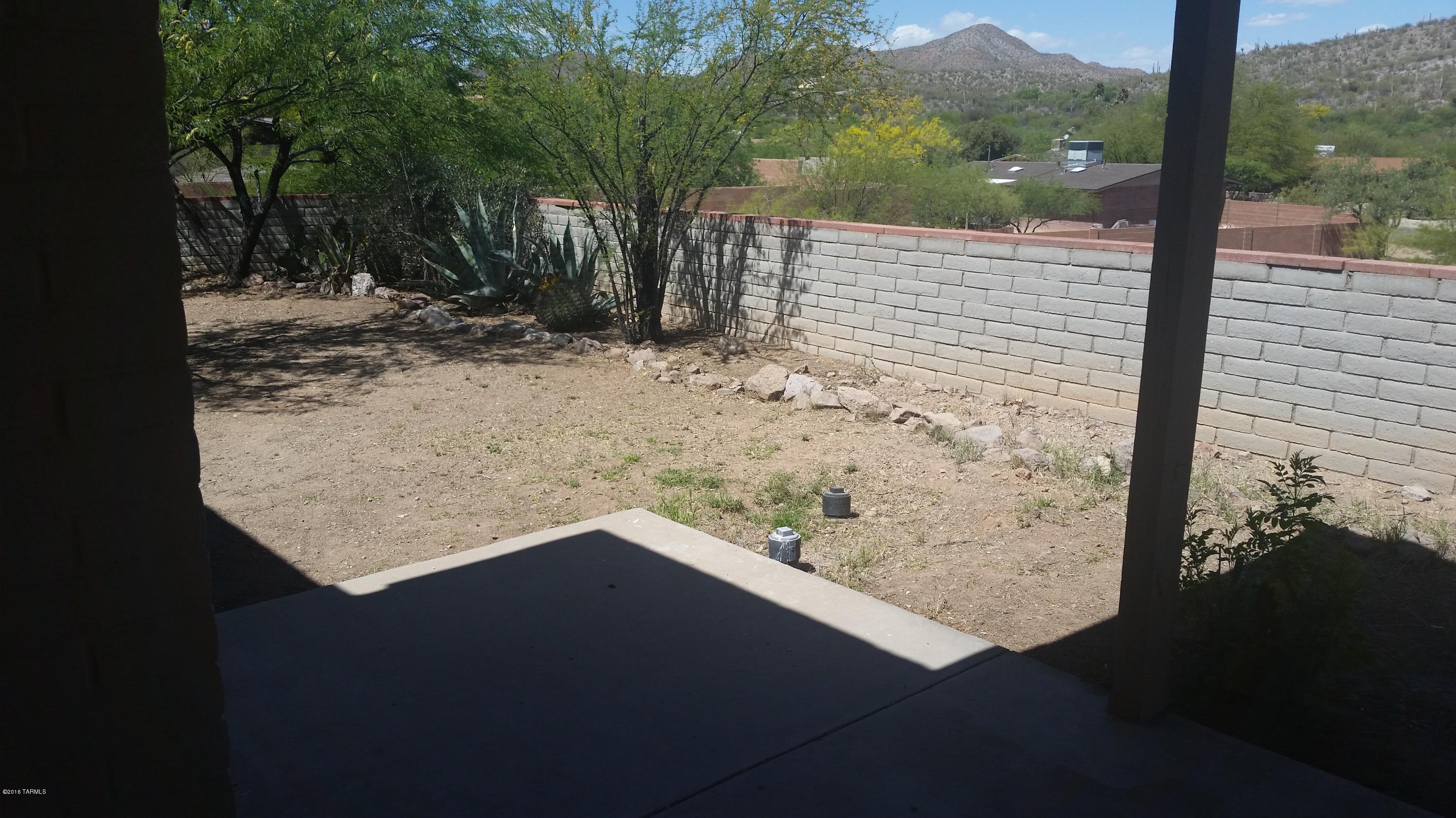 2890 W Desert Crest Drive