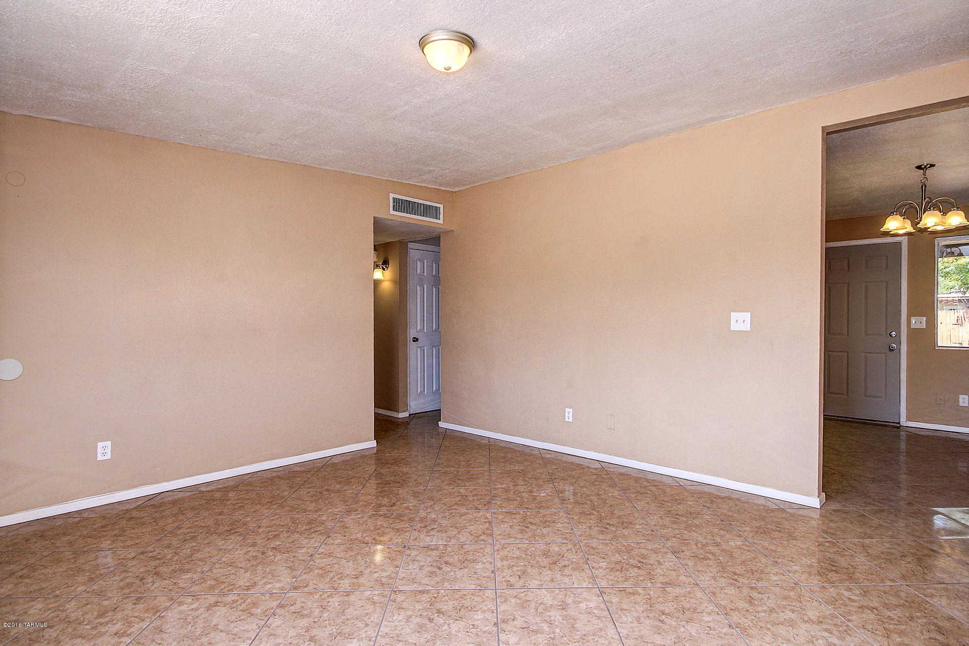 6573 E Hawk Drive