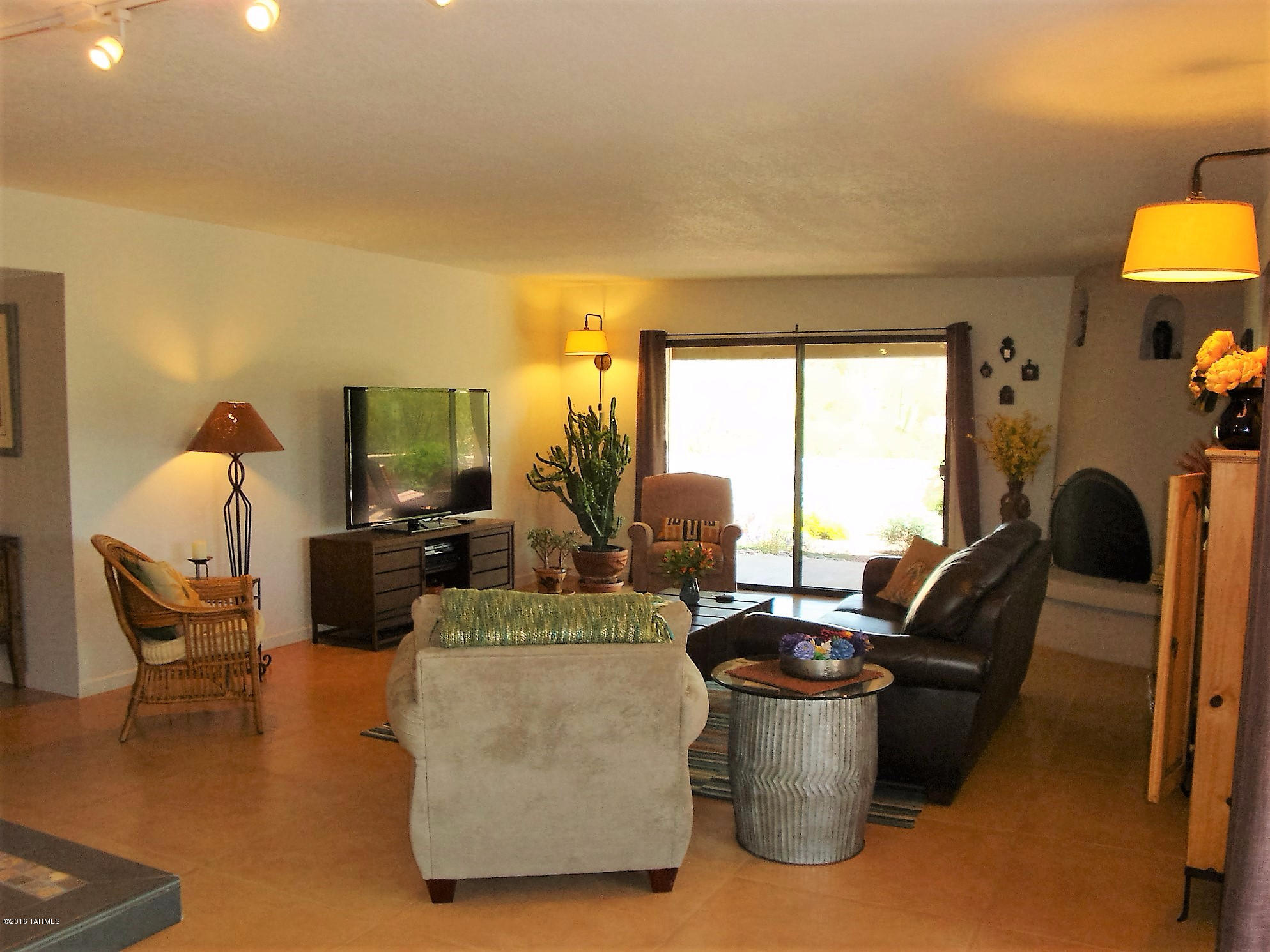5282 N Paseo Del Arenal