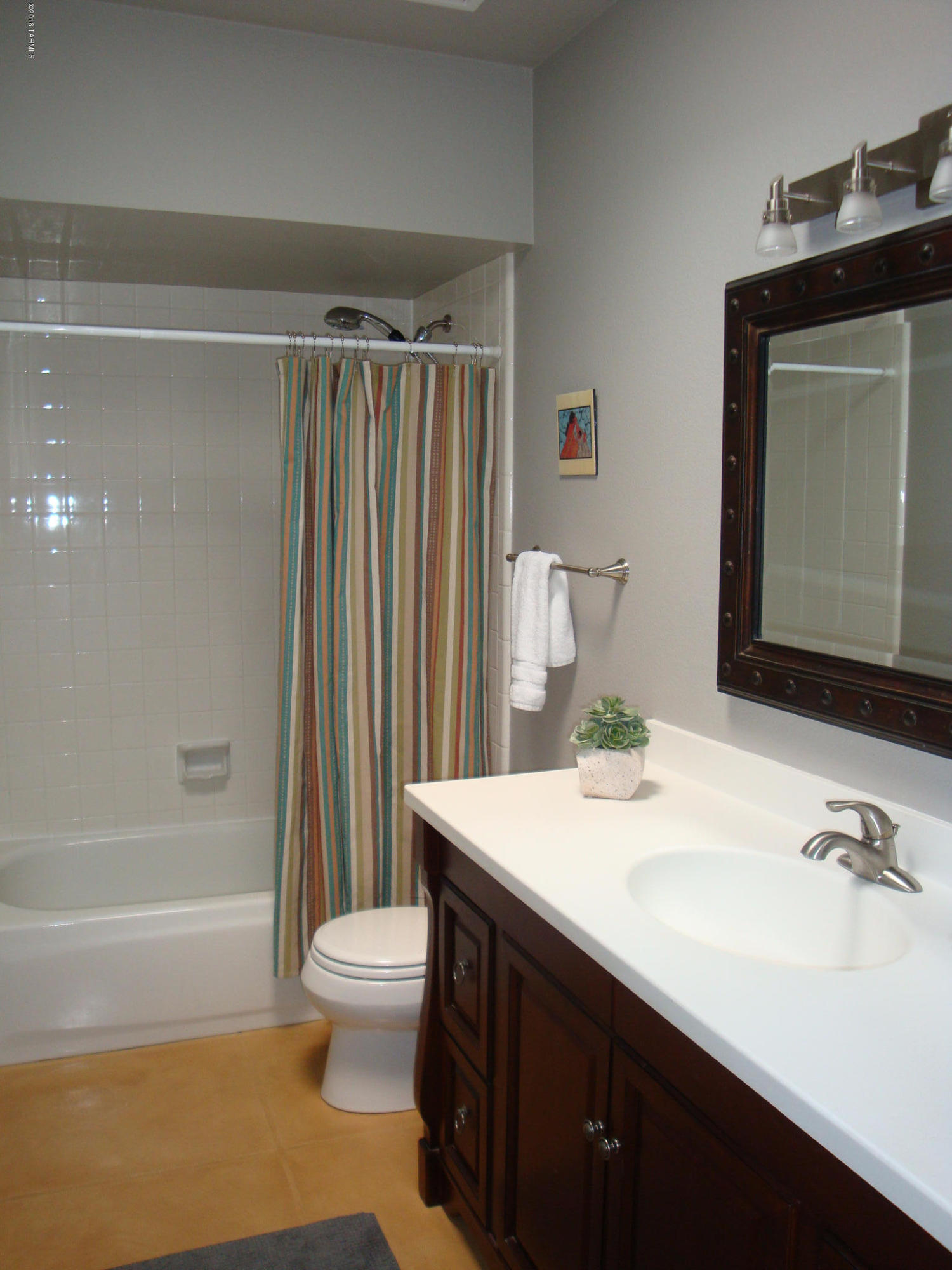 5282 N Paseo Del Arenal
