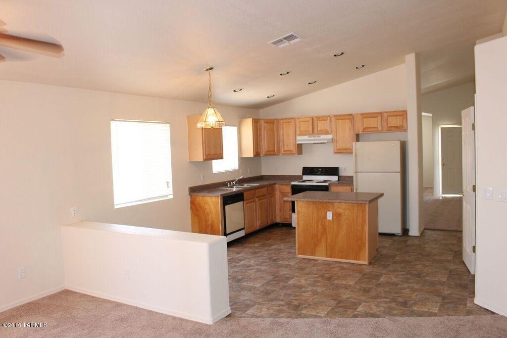 7016 W Sauceda Drive