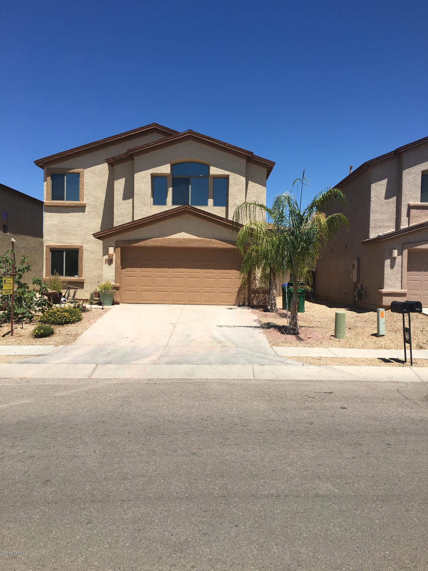 6521 S Giuliani Avenue