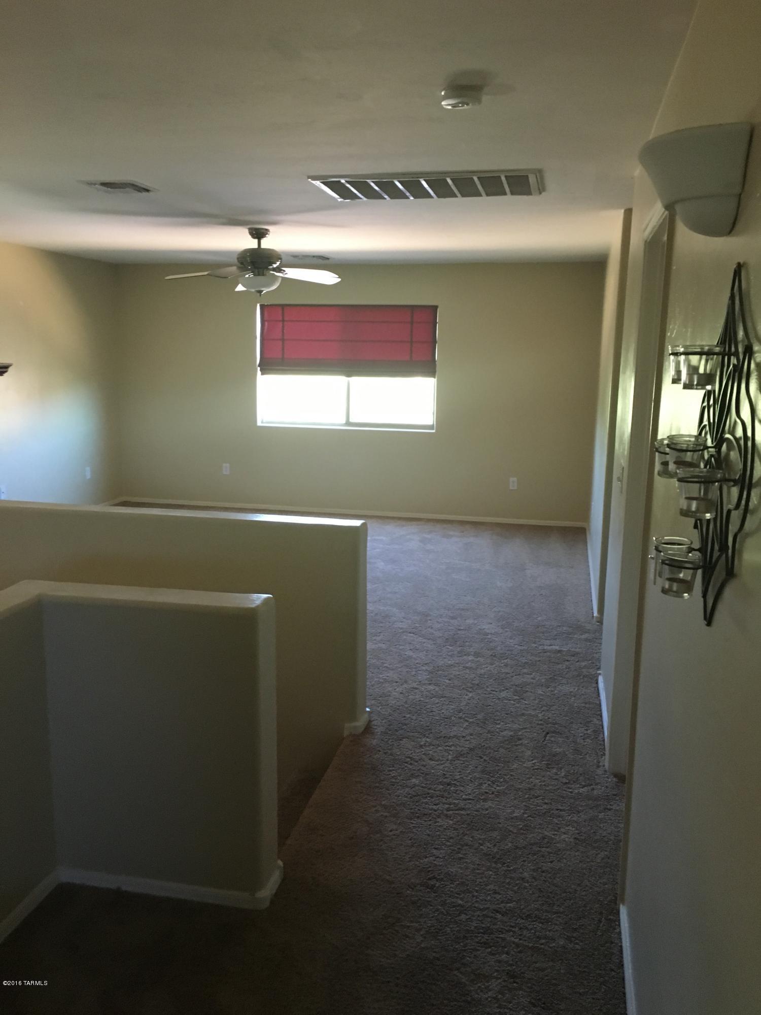 6521 S Giuliani Avenue