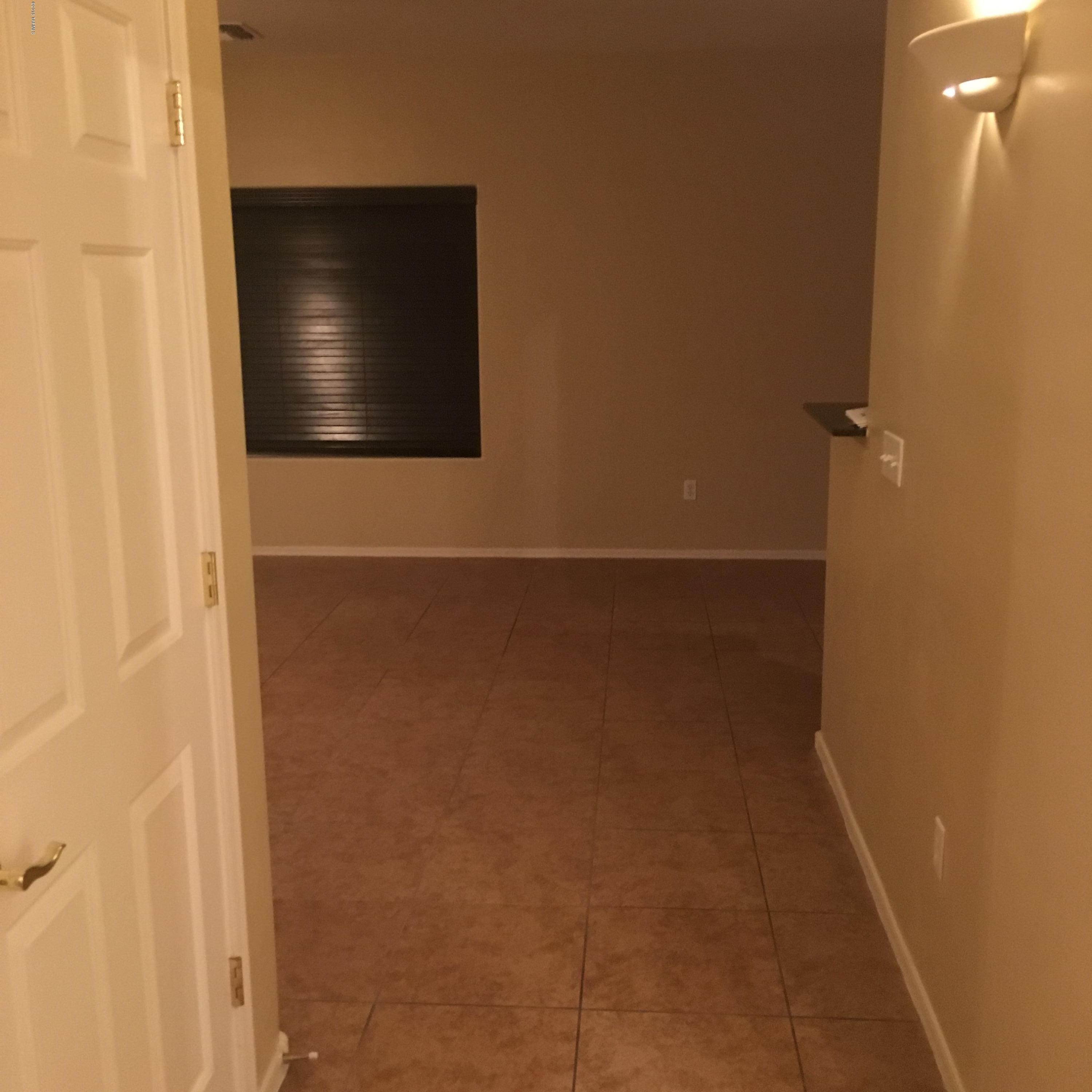 6521 S Giuliani Avenue
