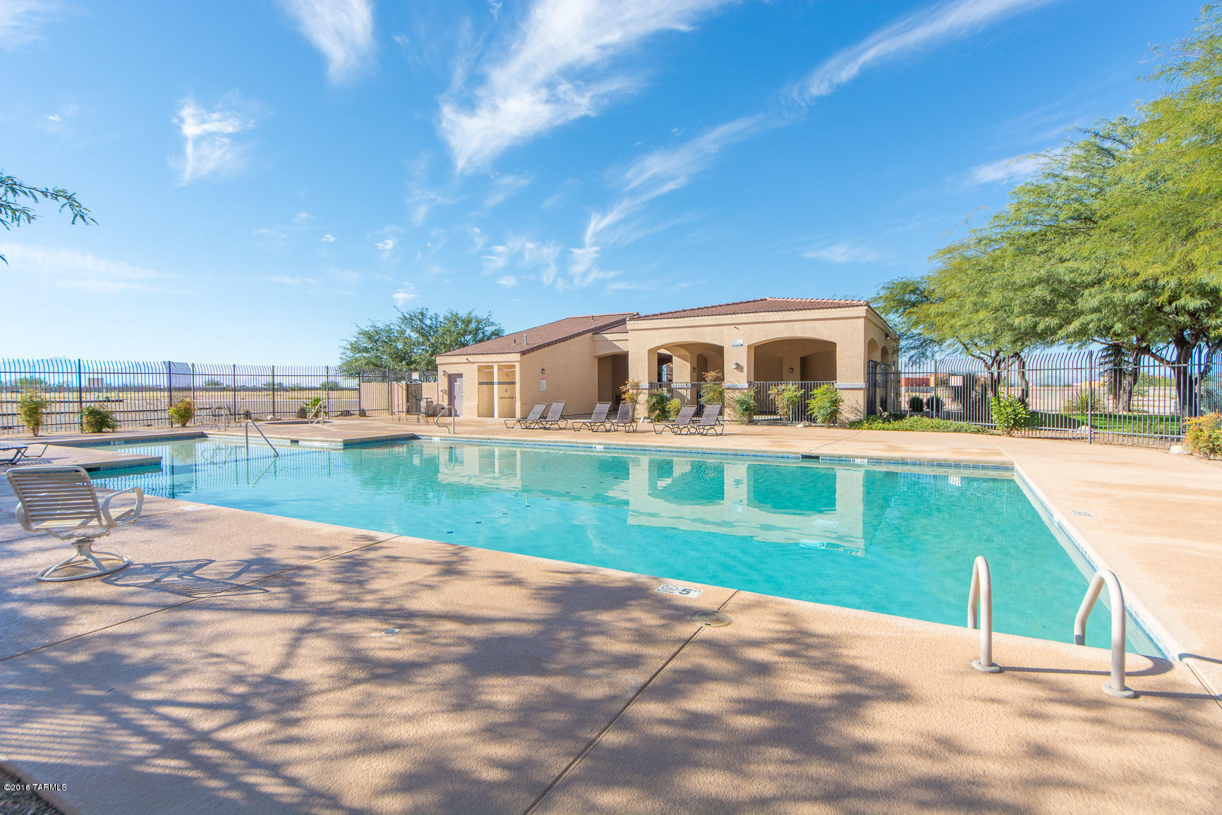 6622 E Ladonna Lane