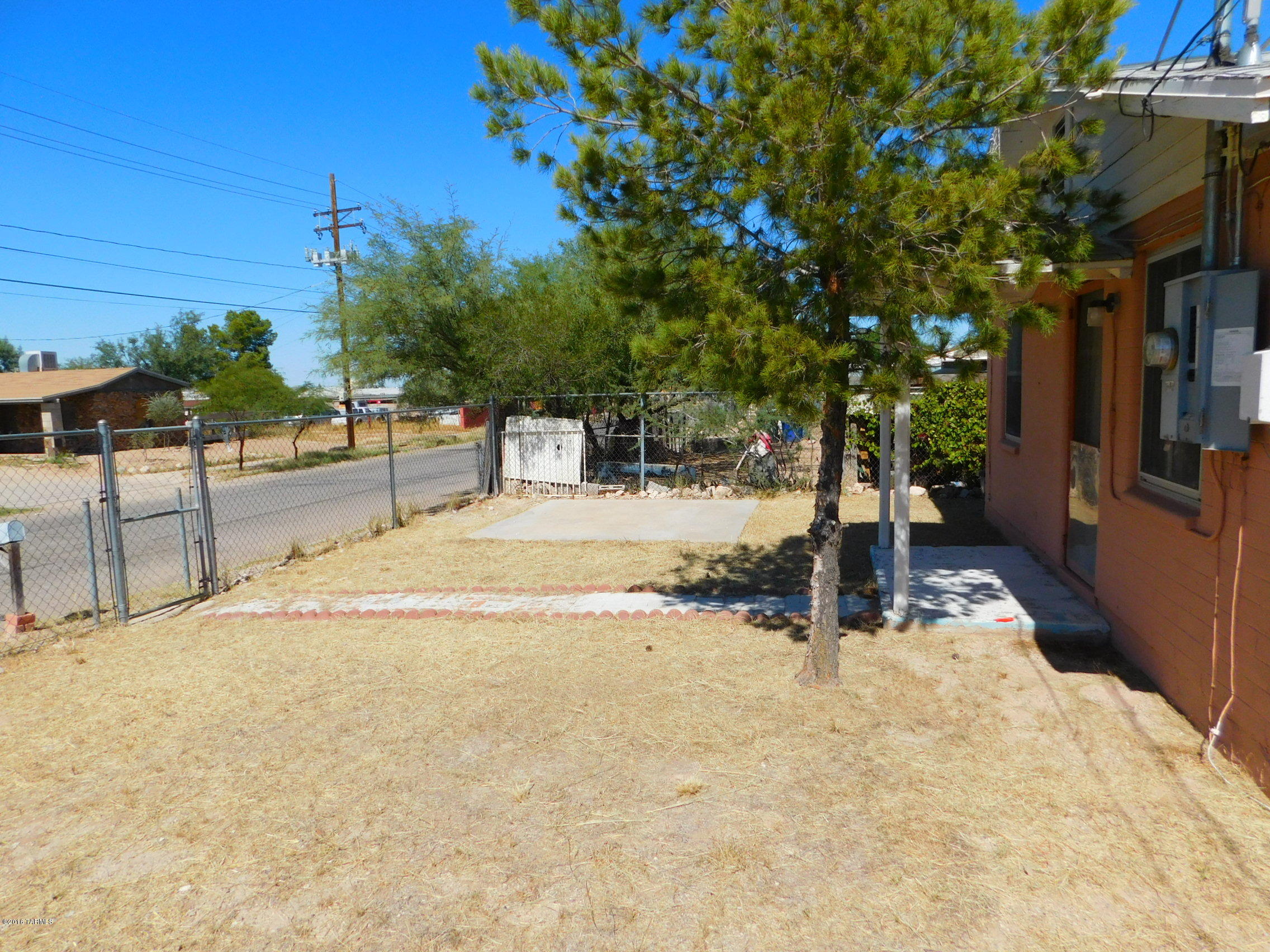 309 E Aircraft Road