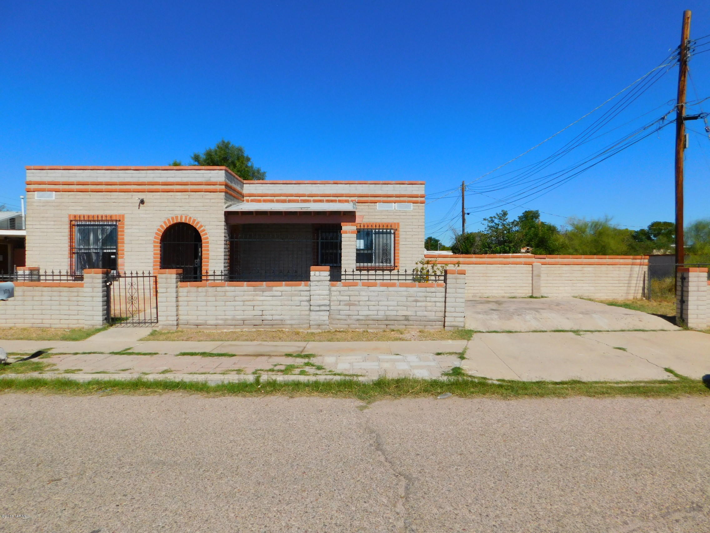309 E Aircraft Road
