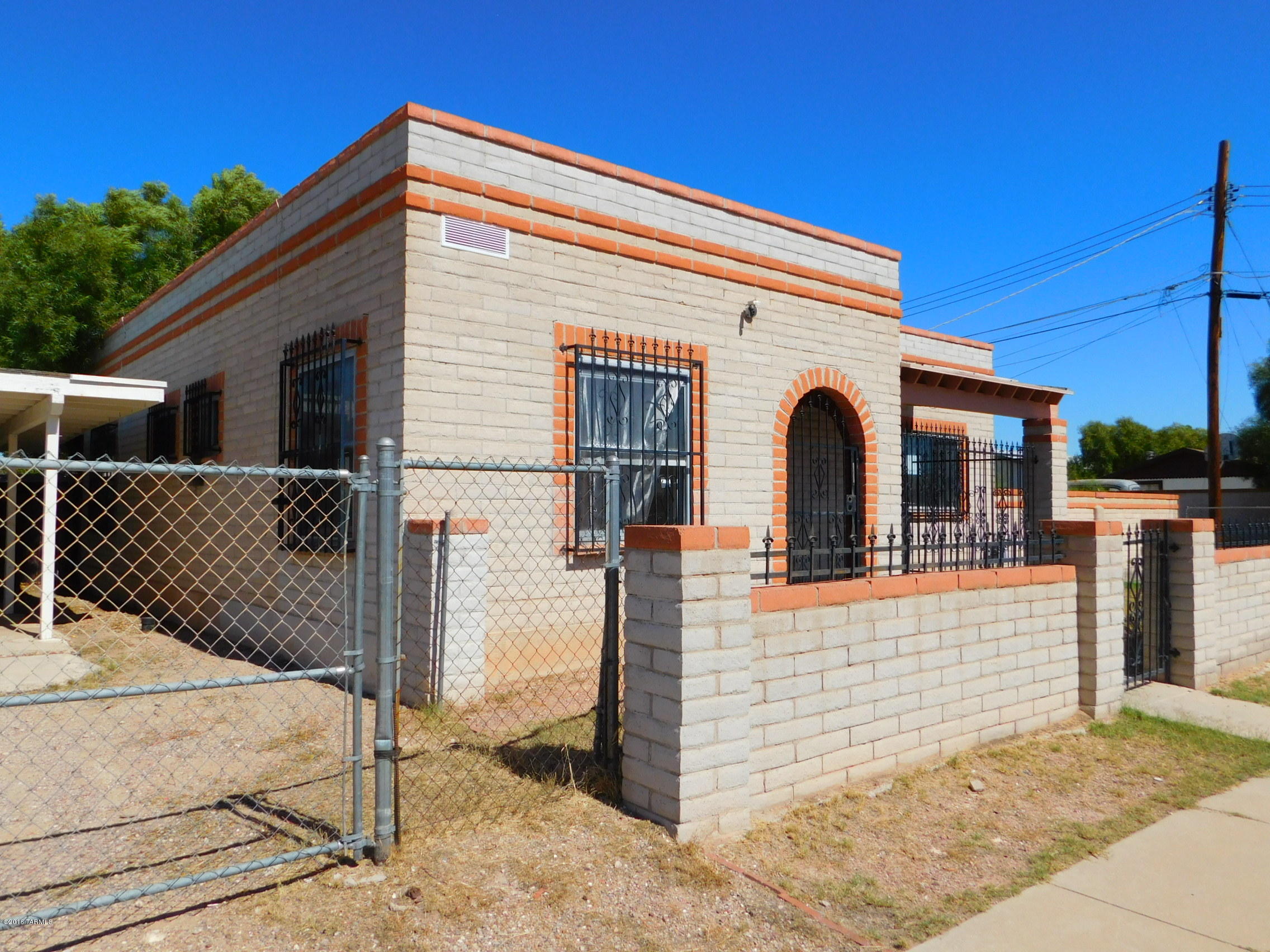 309 E Aircraft Road