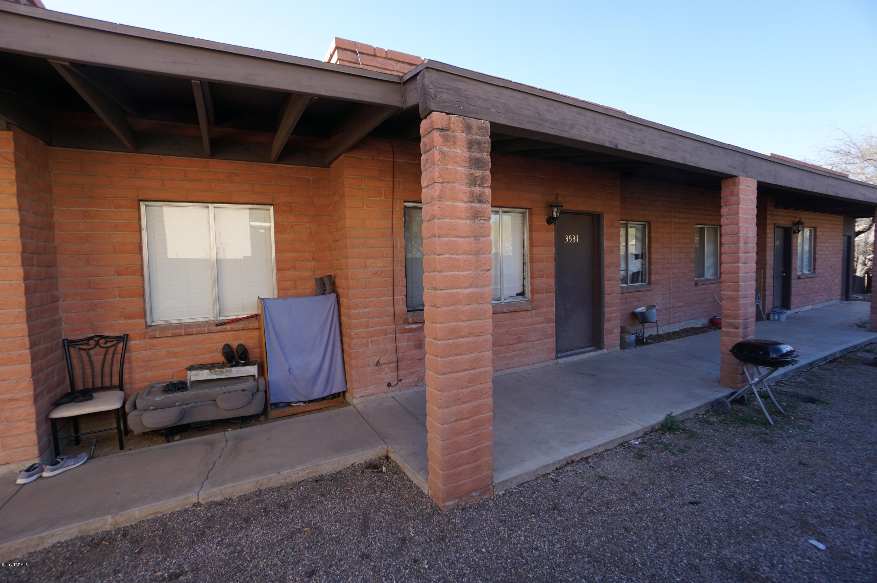 3531 E Willard Street