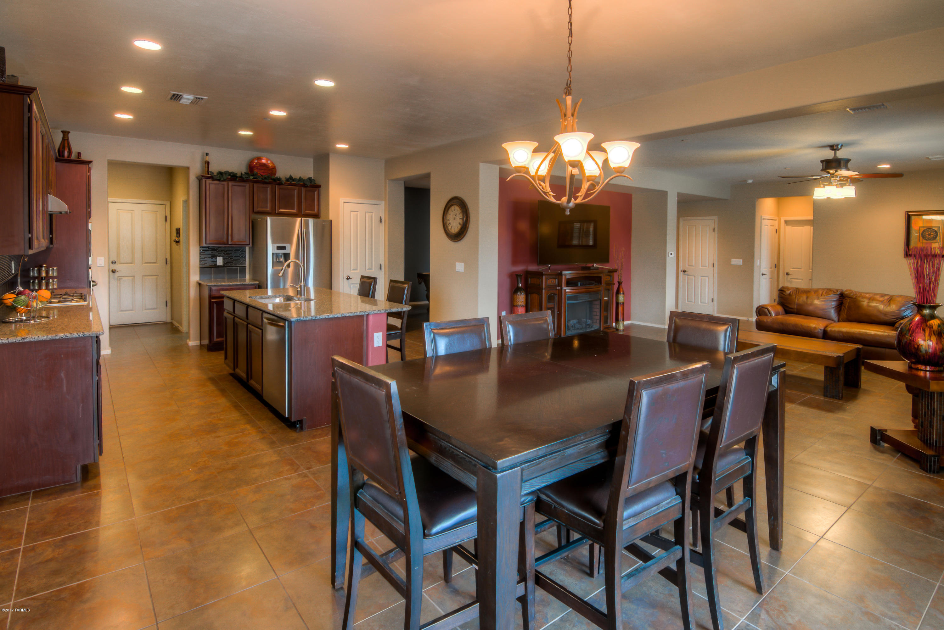 4370 W Windsor Ranch Place