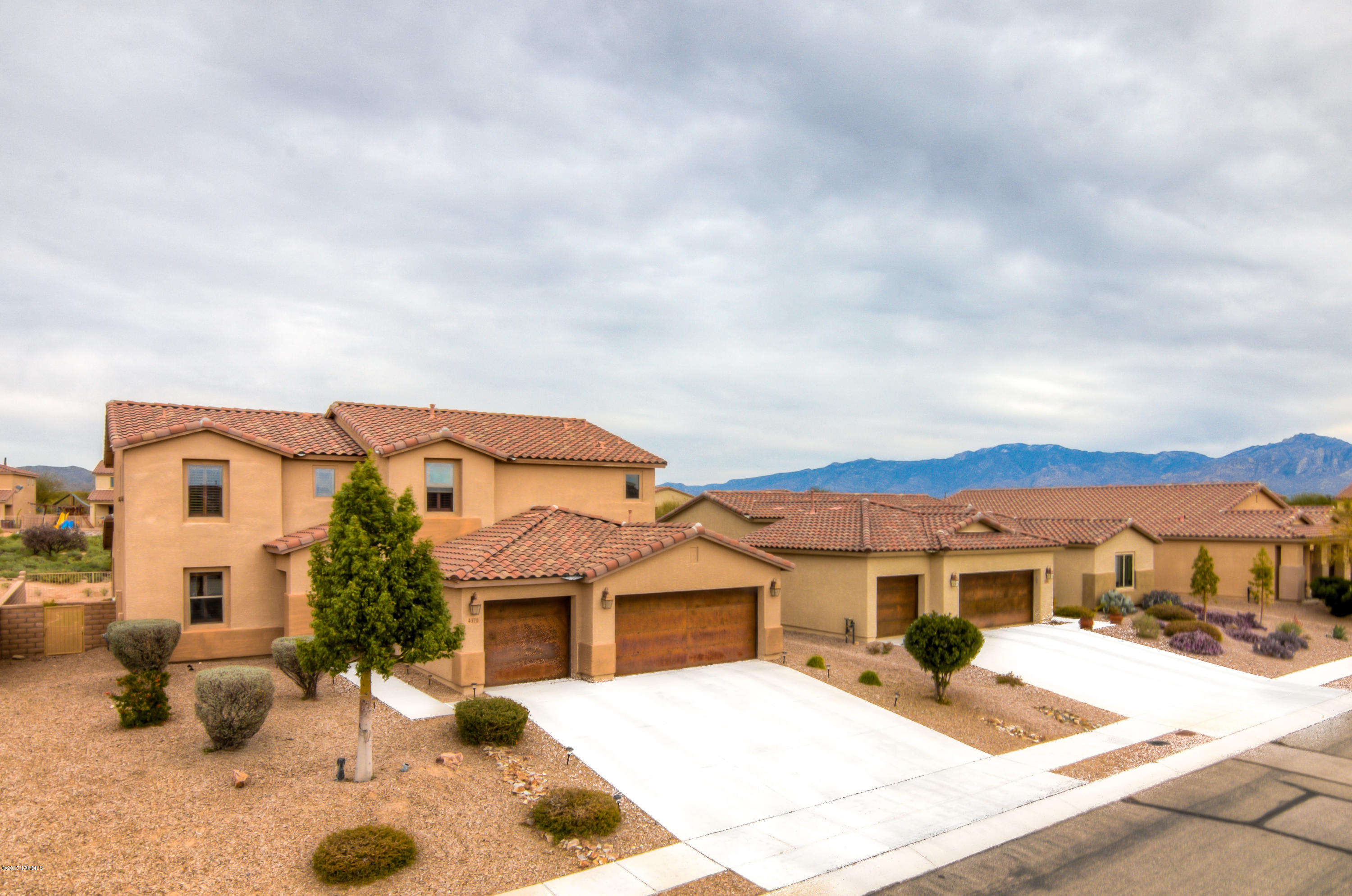 4370 W Windsor Ranch Place