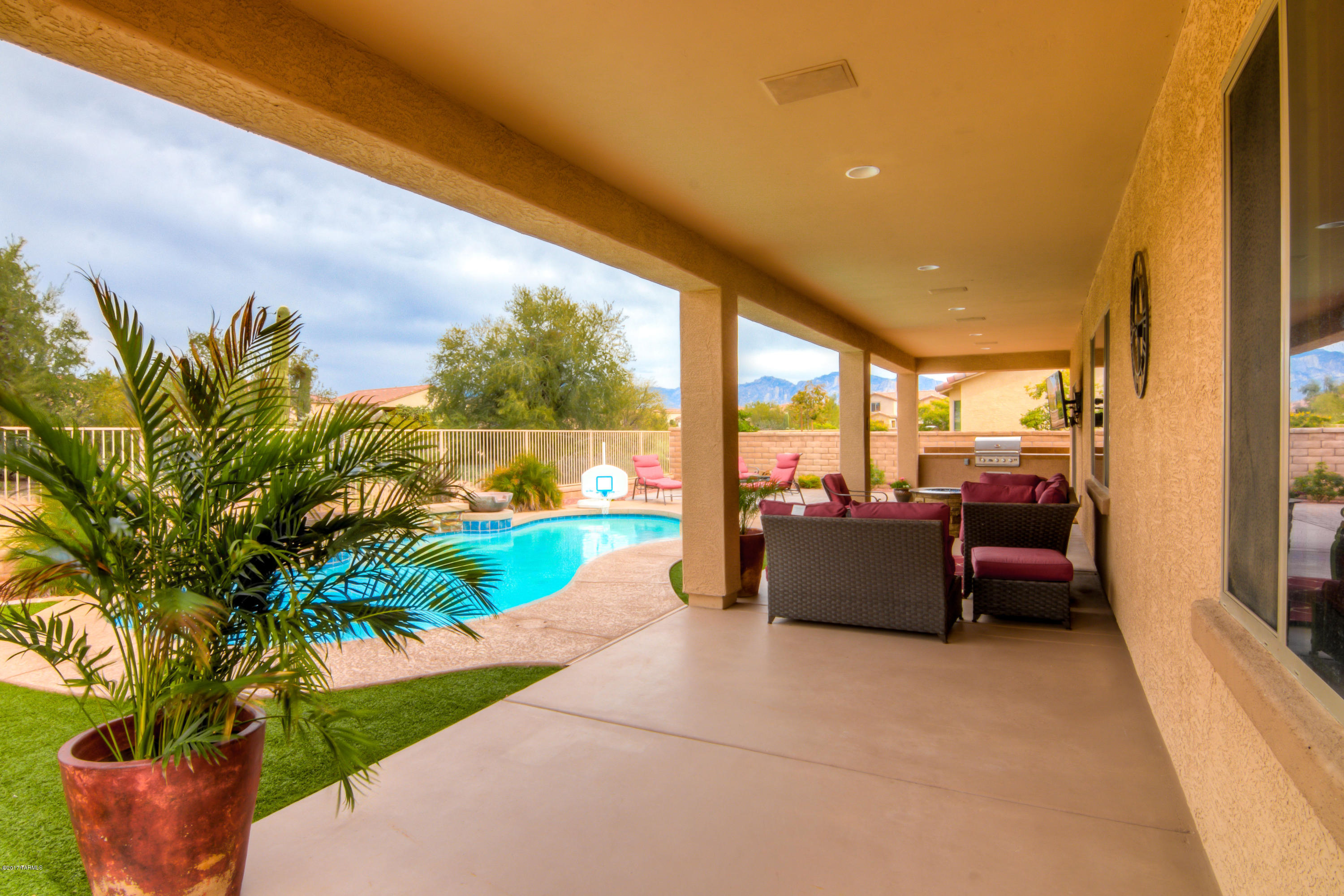 4370 W Windsor Ranch Place