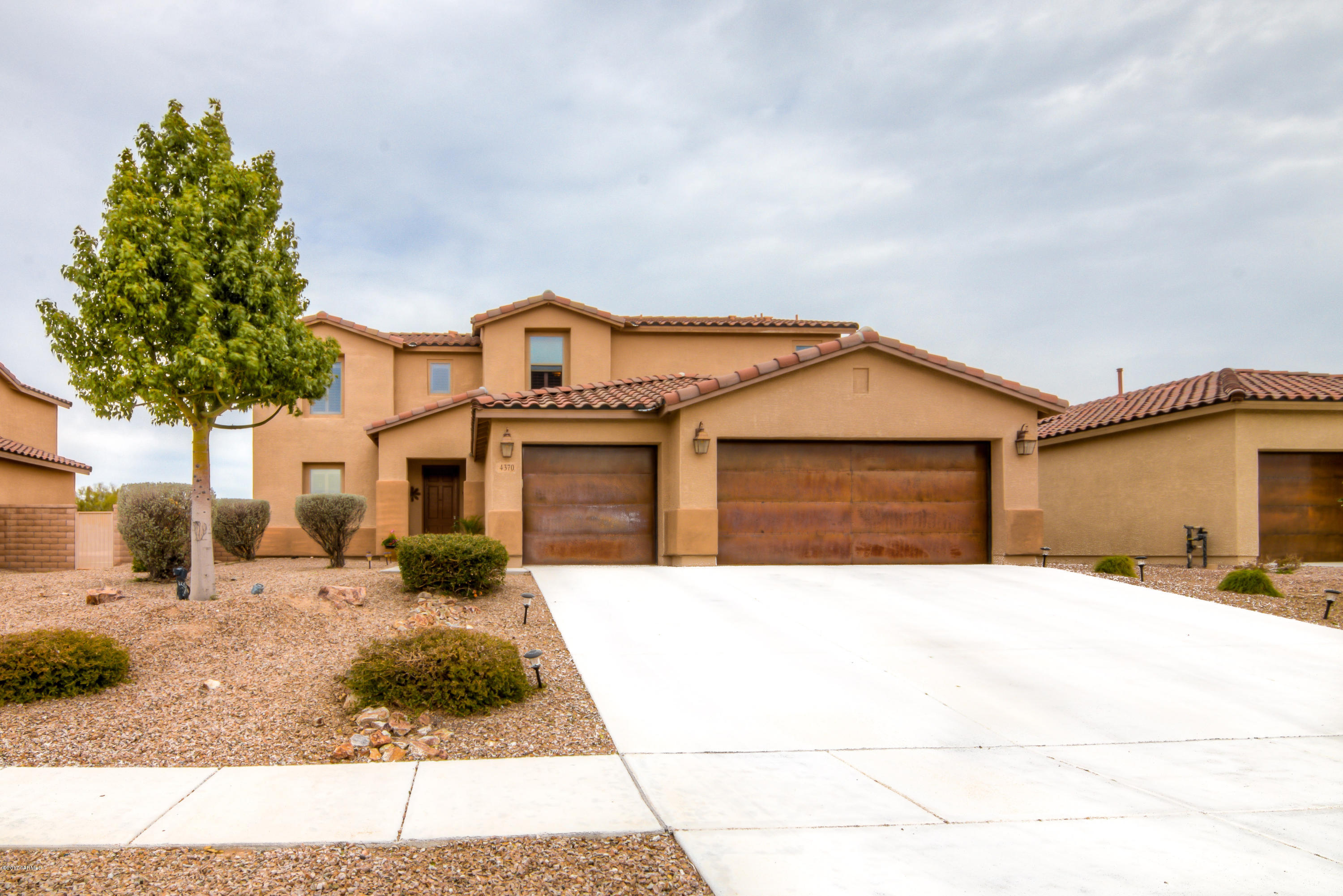 4370 W Windsor Ranch Place