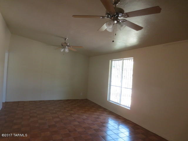 2018 S Amigo Avenue