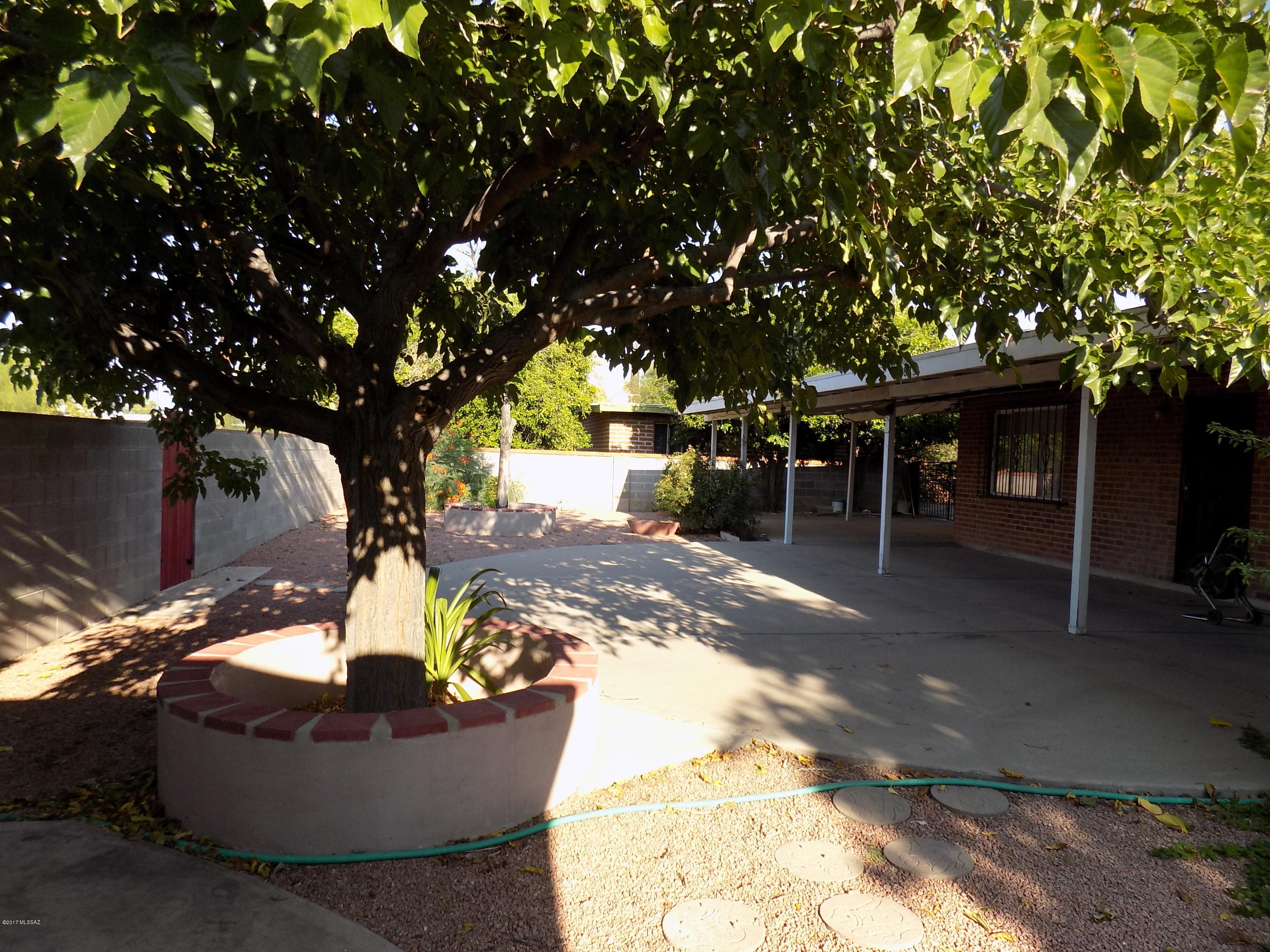 6825 E Calle Marte