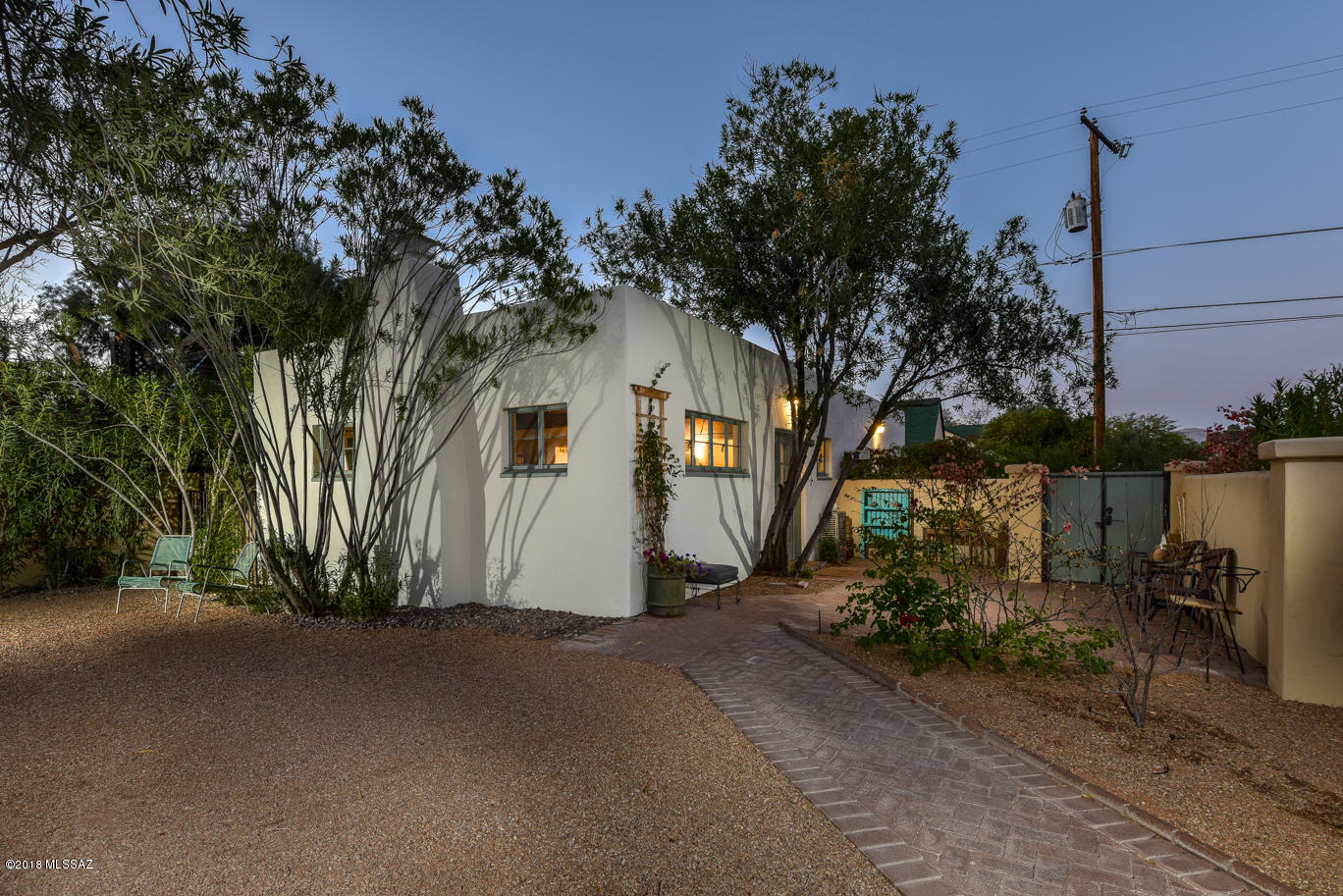 1951 E Lee Street