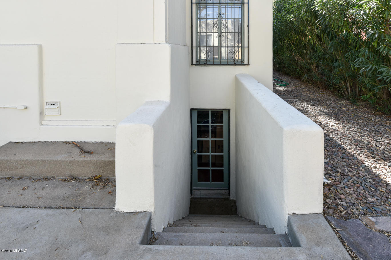 1951 E Lee Street