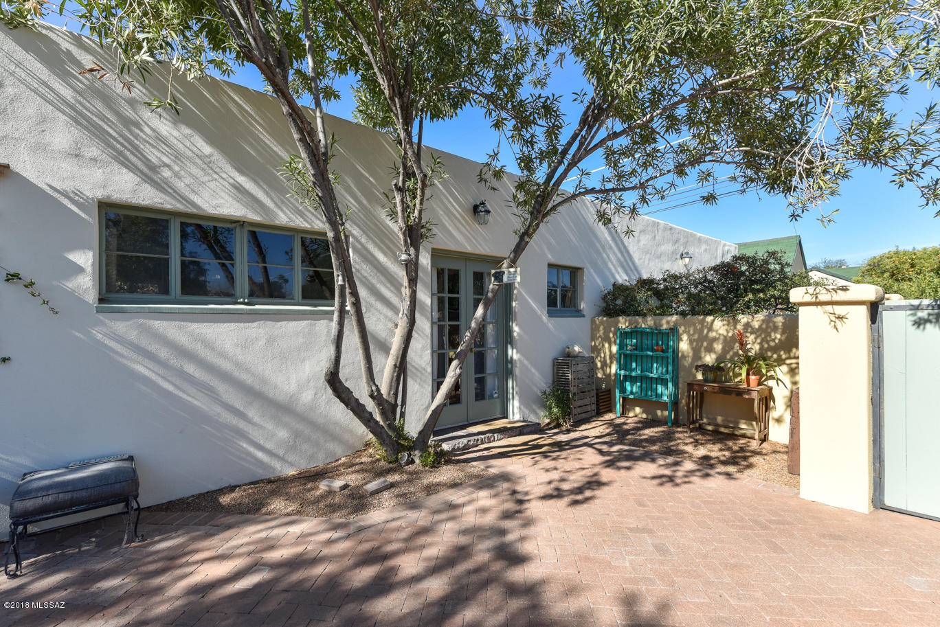 1951 E Lee Street