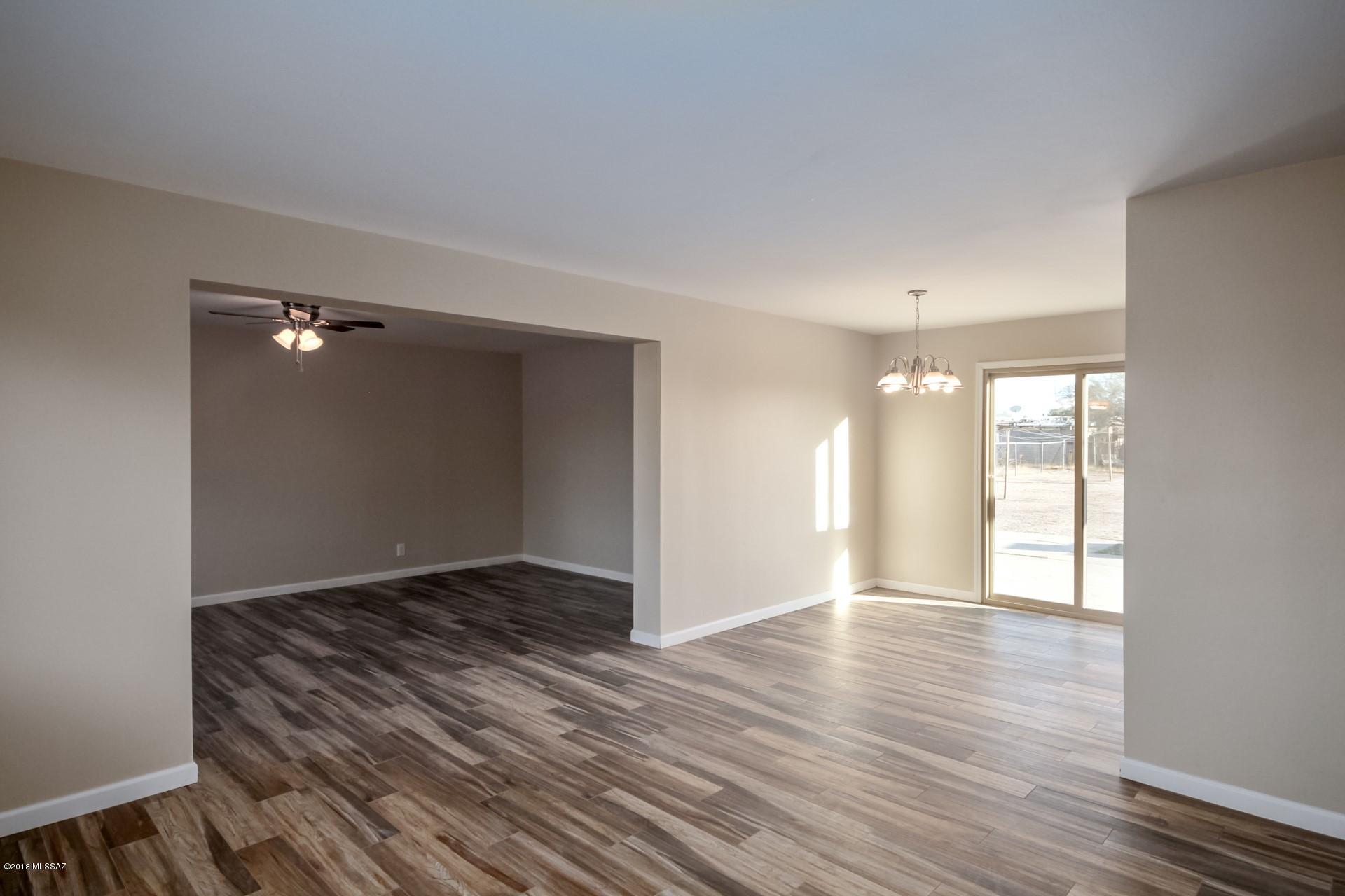 433 W Montana Street