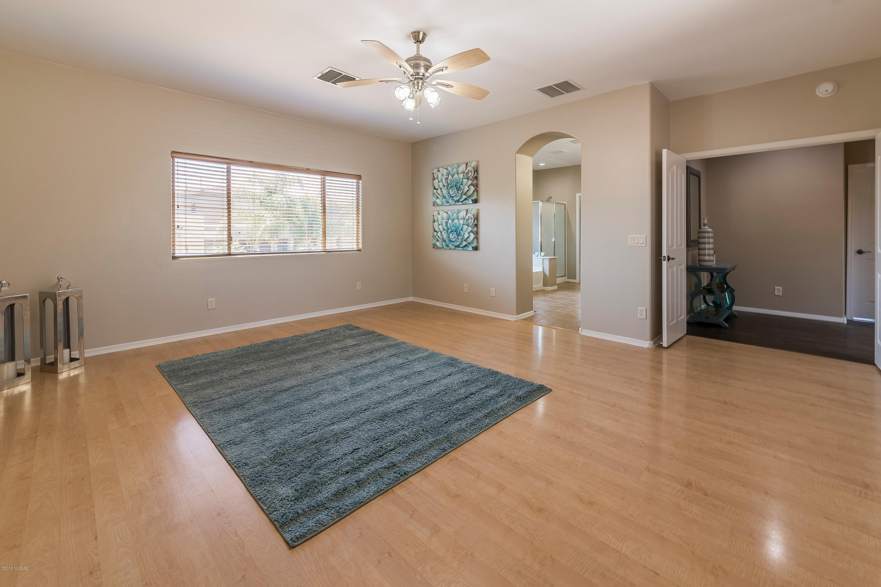 15210 S Via Lago Del Encanto