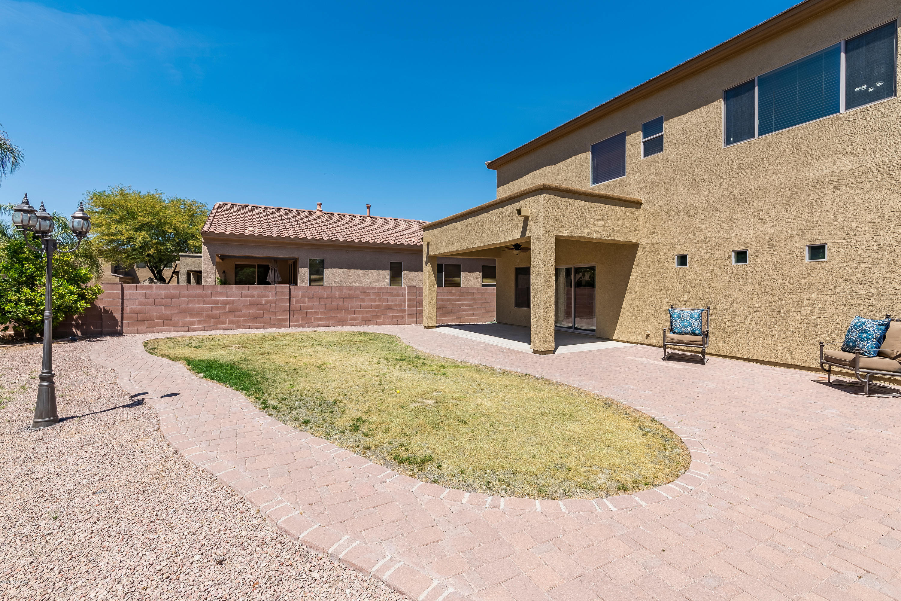 15210 S Via Lago Del Encanto