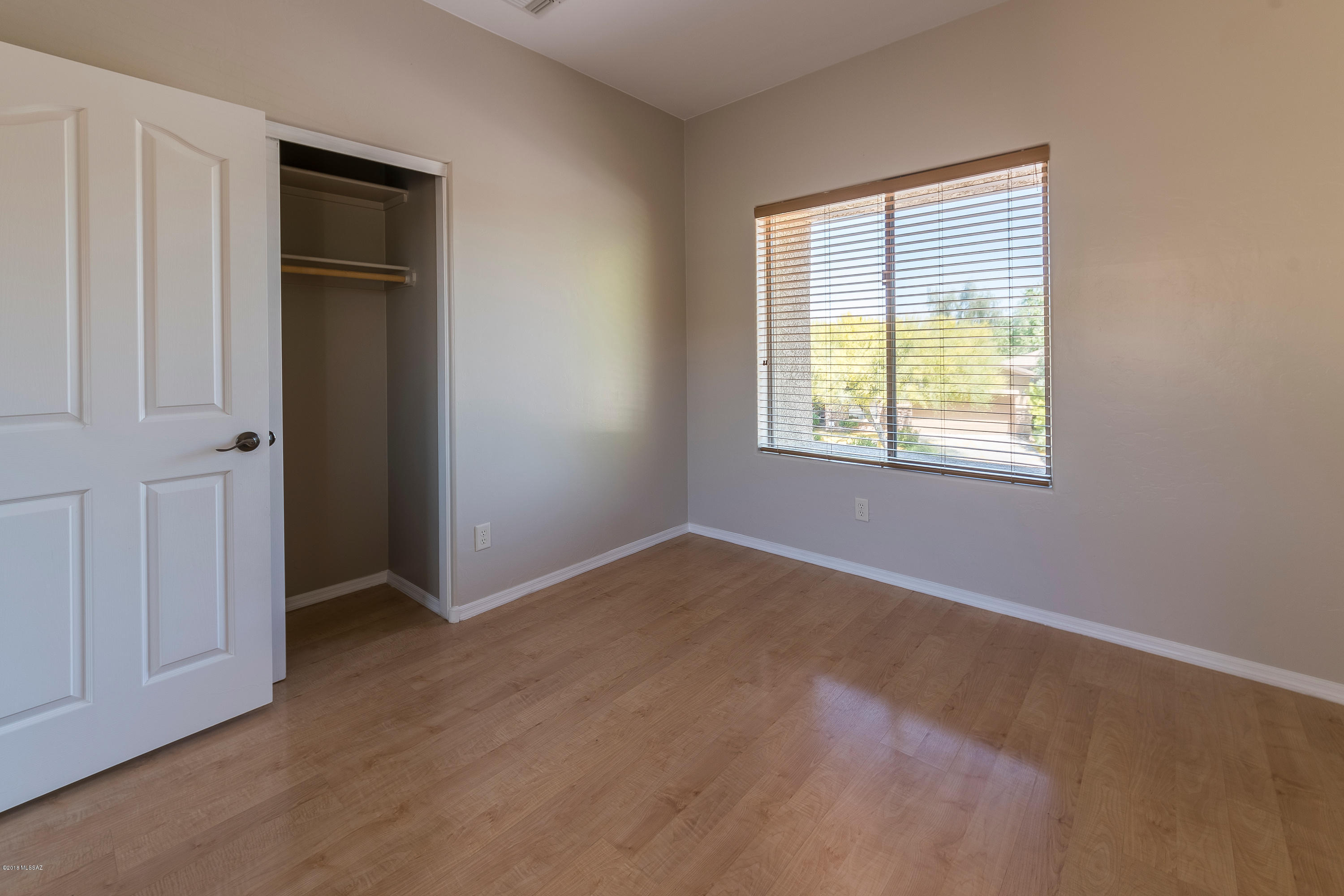 15210 S Via Lago Del Encanto