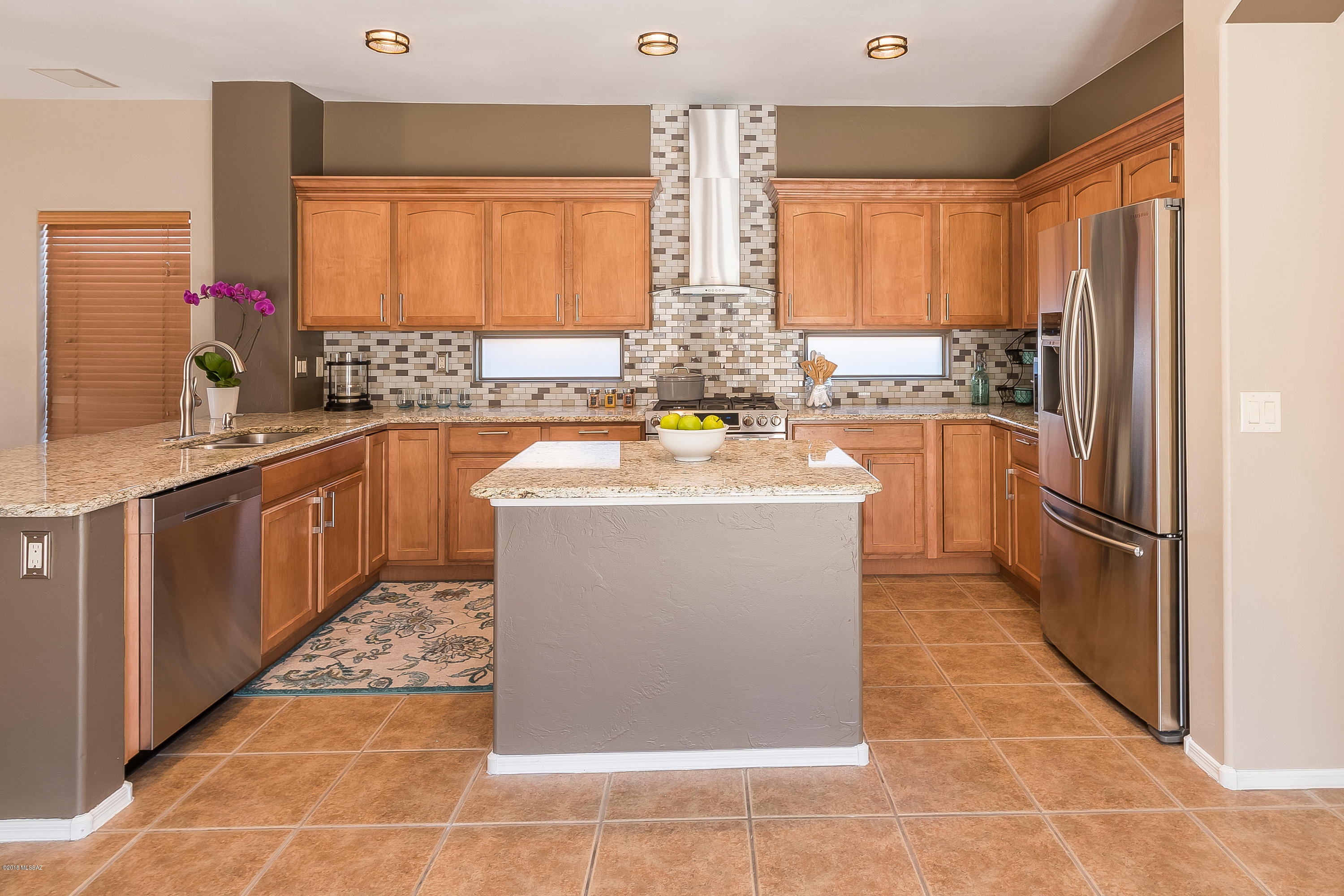 15210 S Via Lago Del Encanto