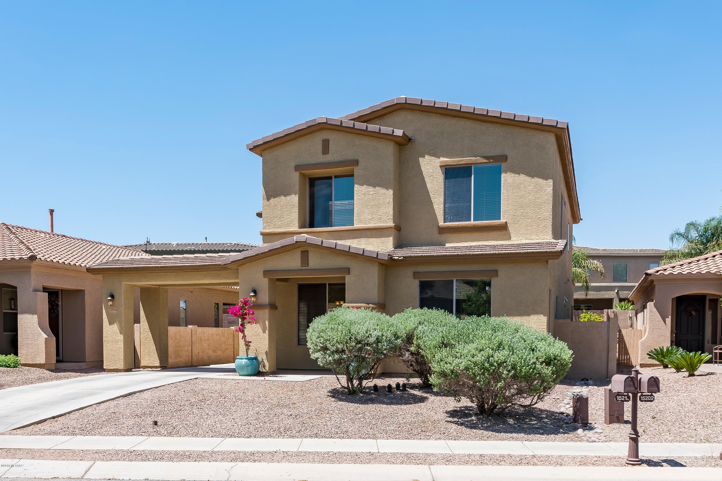 15210 S Via Lago Del Encanto