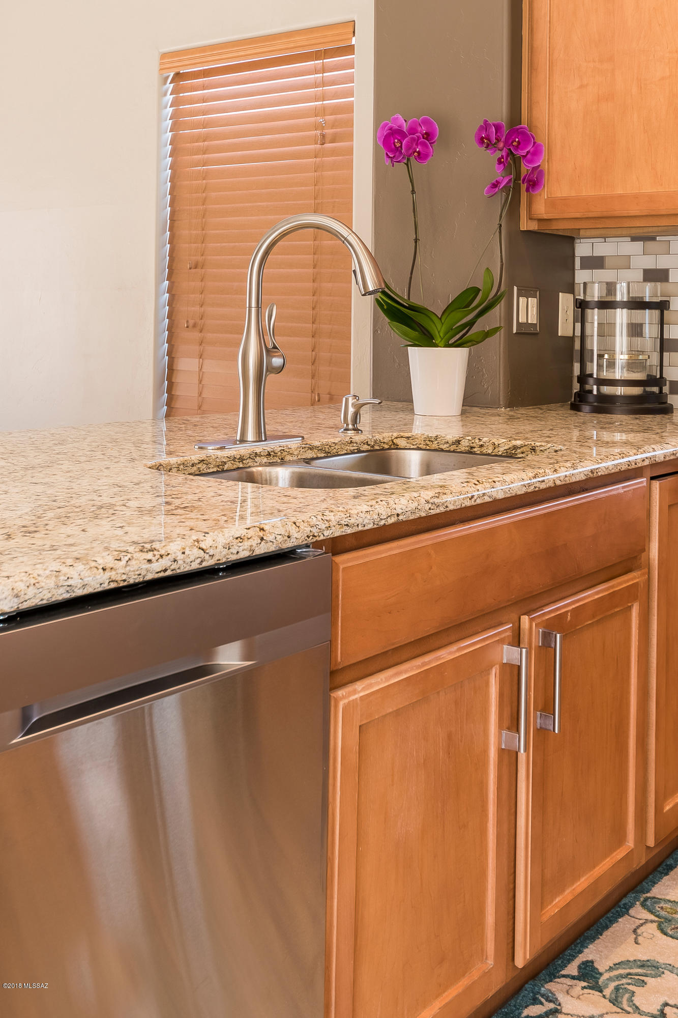 15210 S Via Lago Del Encanto
